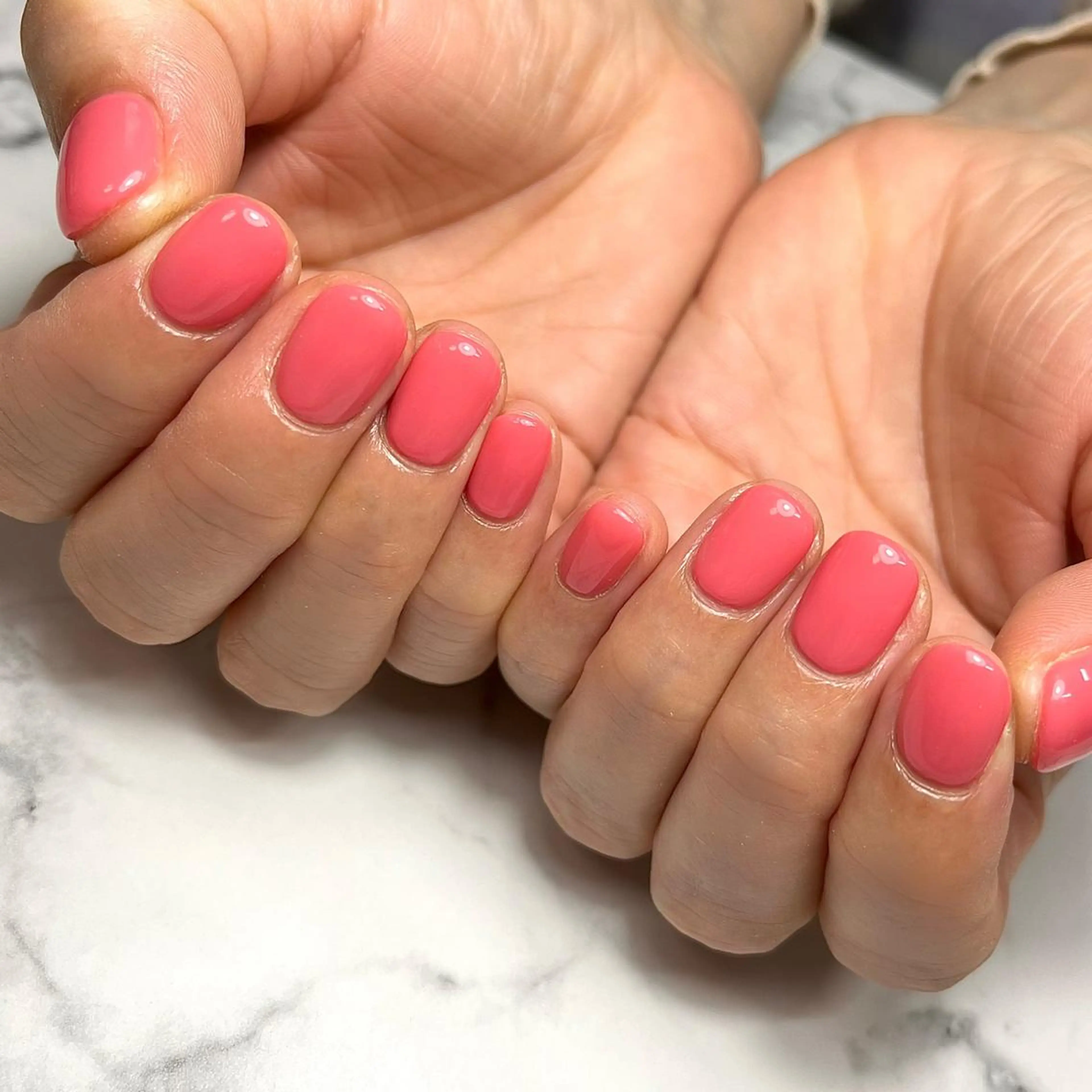 ネイル 持ち込み オフィスネイル ワンカラーネイル ピンク ショートネイル ハンドネイル NAIL NOWのネイルデザイン