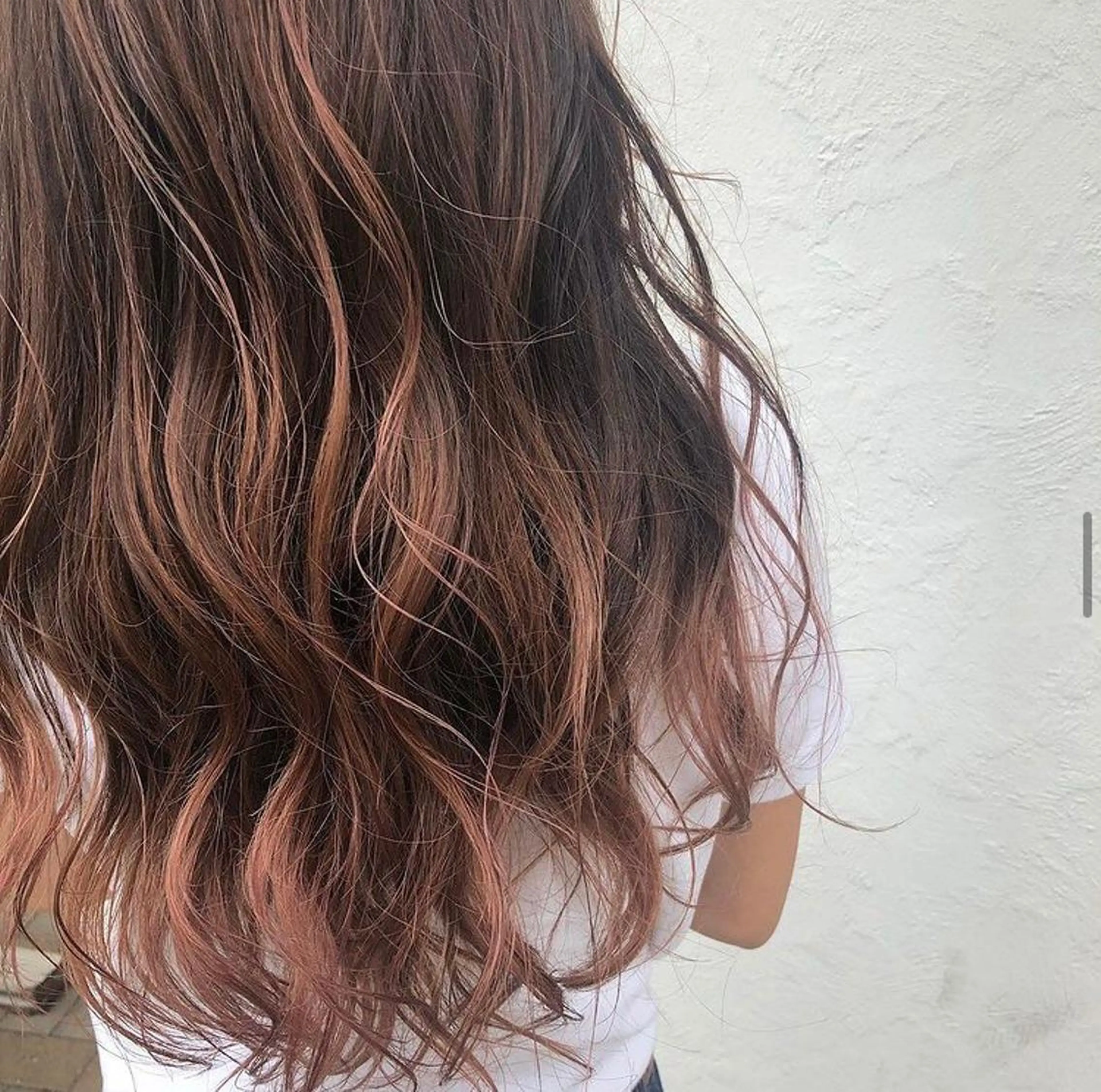 ロング 亀川蓮 Agu hairのヘアスタイル