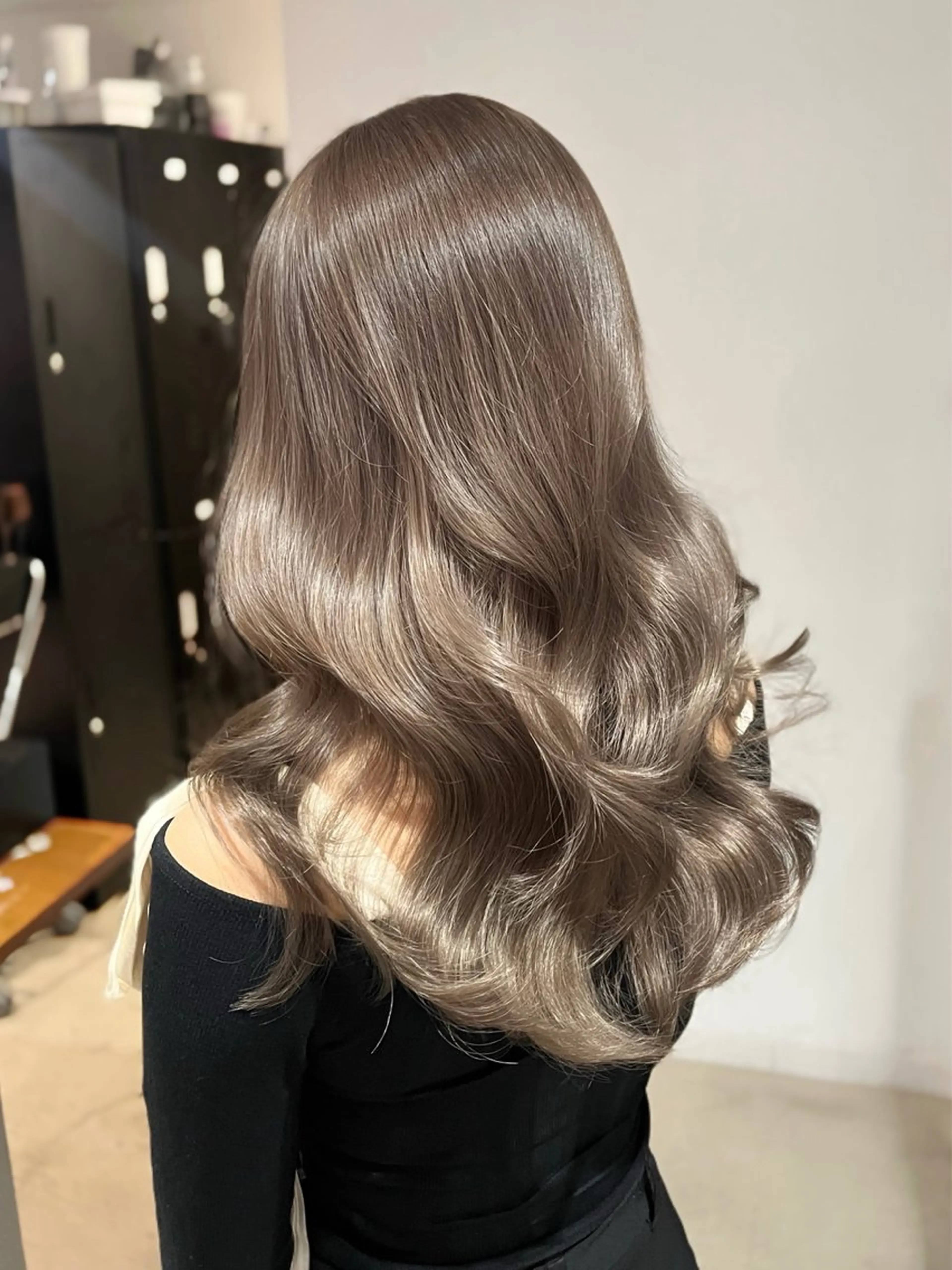 ロング ROIS 表参道所属・ハイトーン🫧艶髪 MAIKAのヘアスタイル