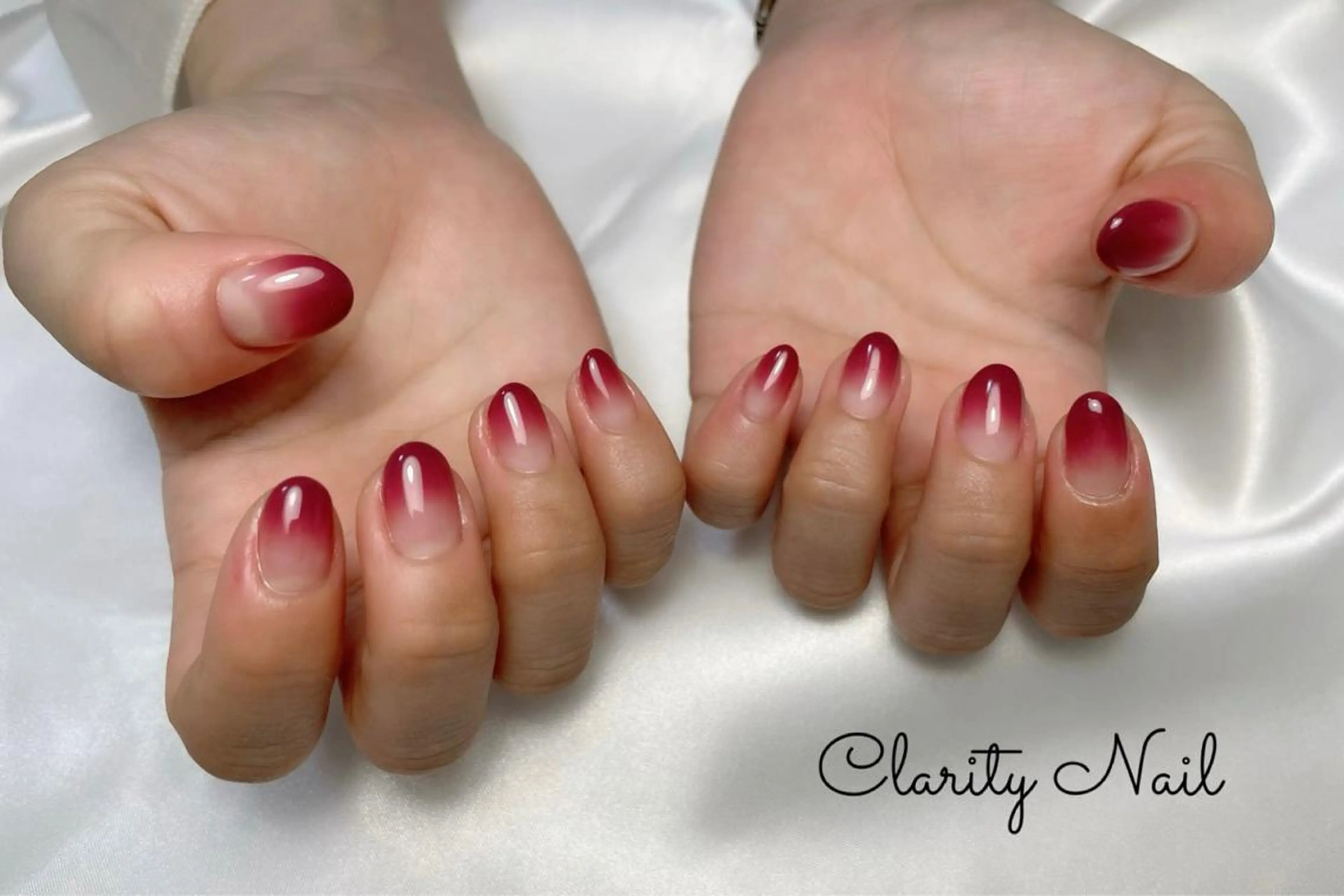 ネイル グラデーション ハンドネイル Clarity Nailのネイルデザイン