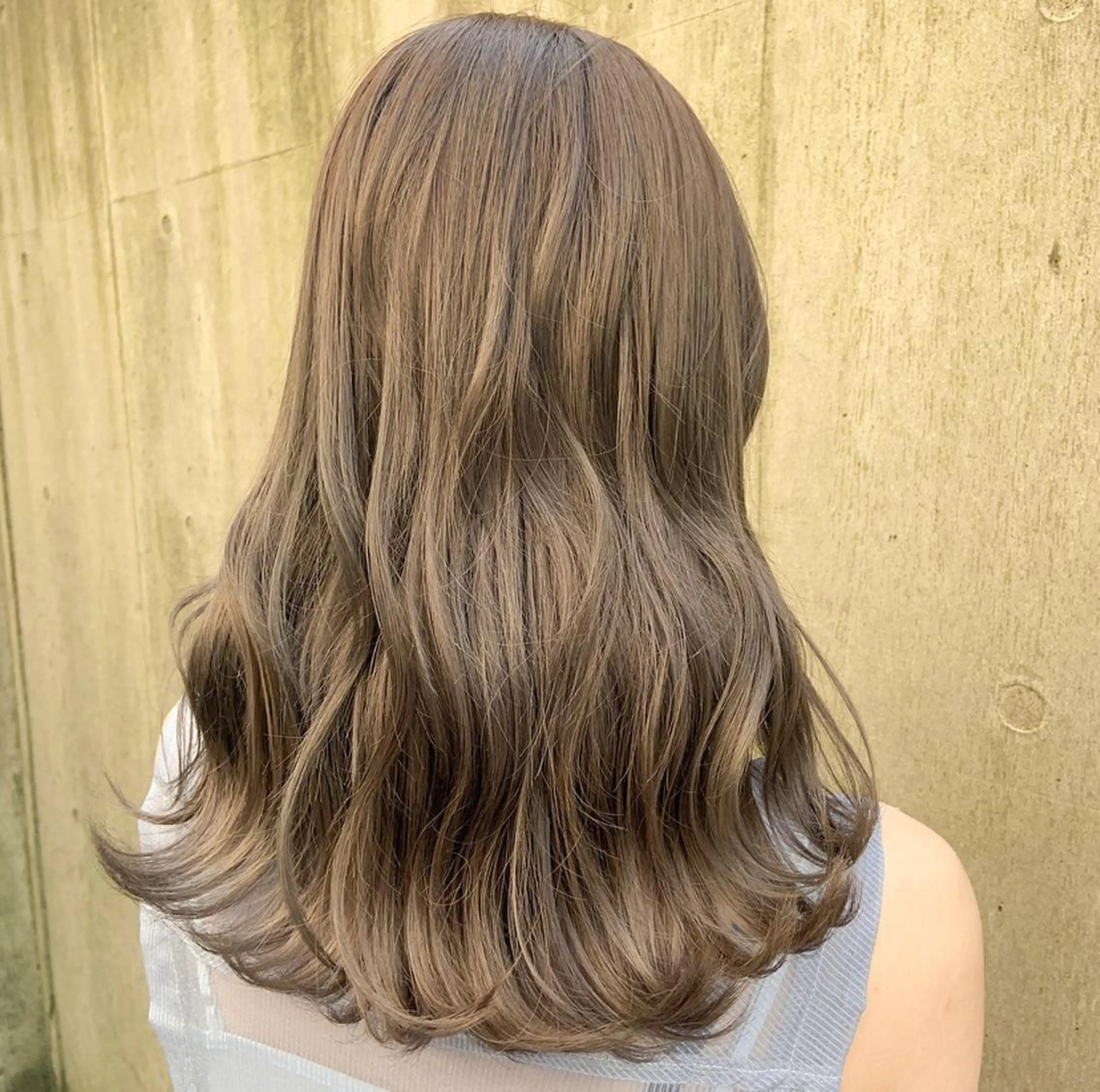 セミロング カラー 豊中/メンズ特化 岡田 龍之介のヘアスタイル