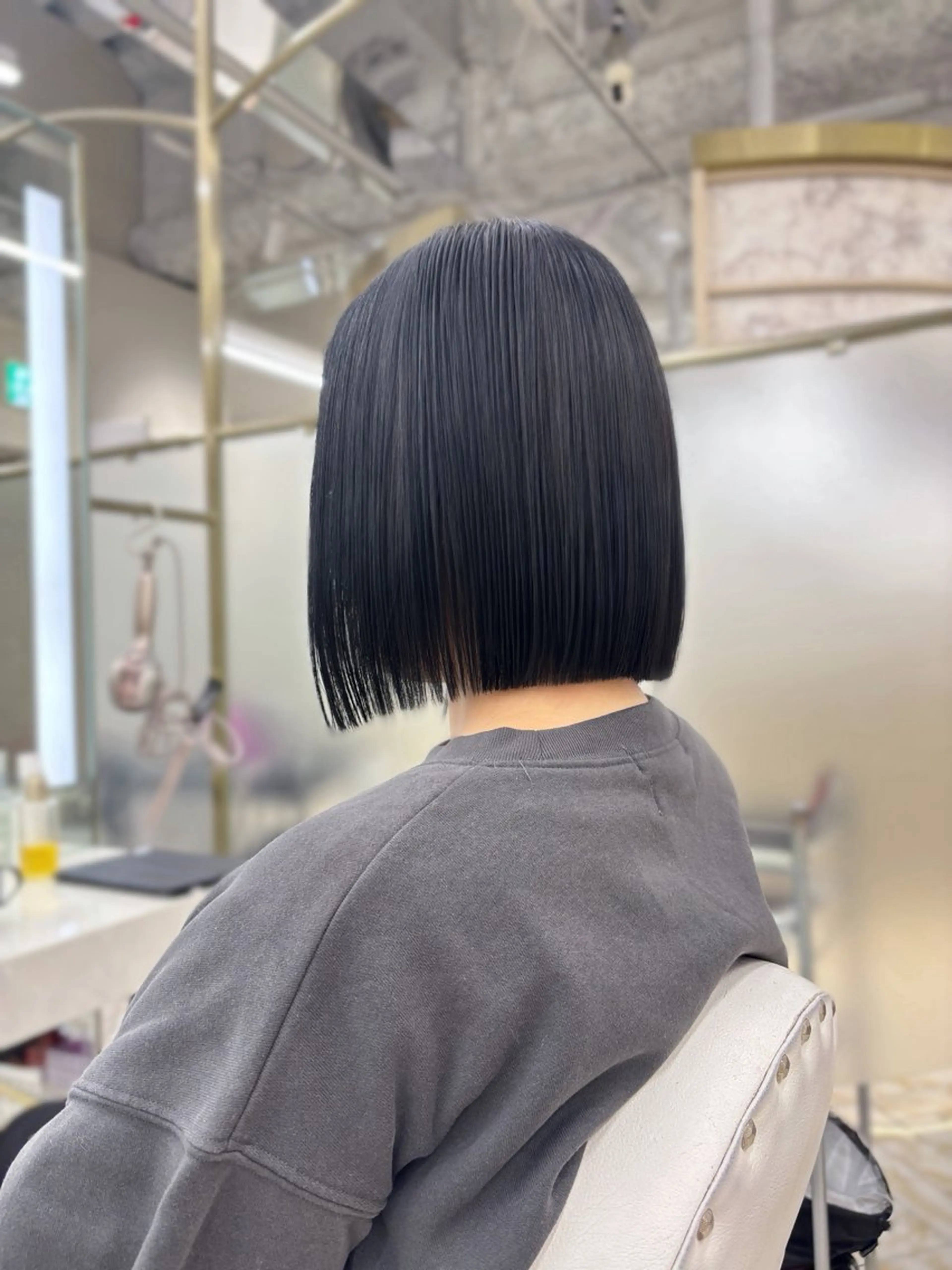 ショート ボブ 似合わせカット 小顔カット COA銀座　🤍 shionのヘアスタイル