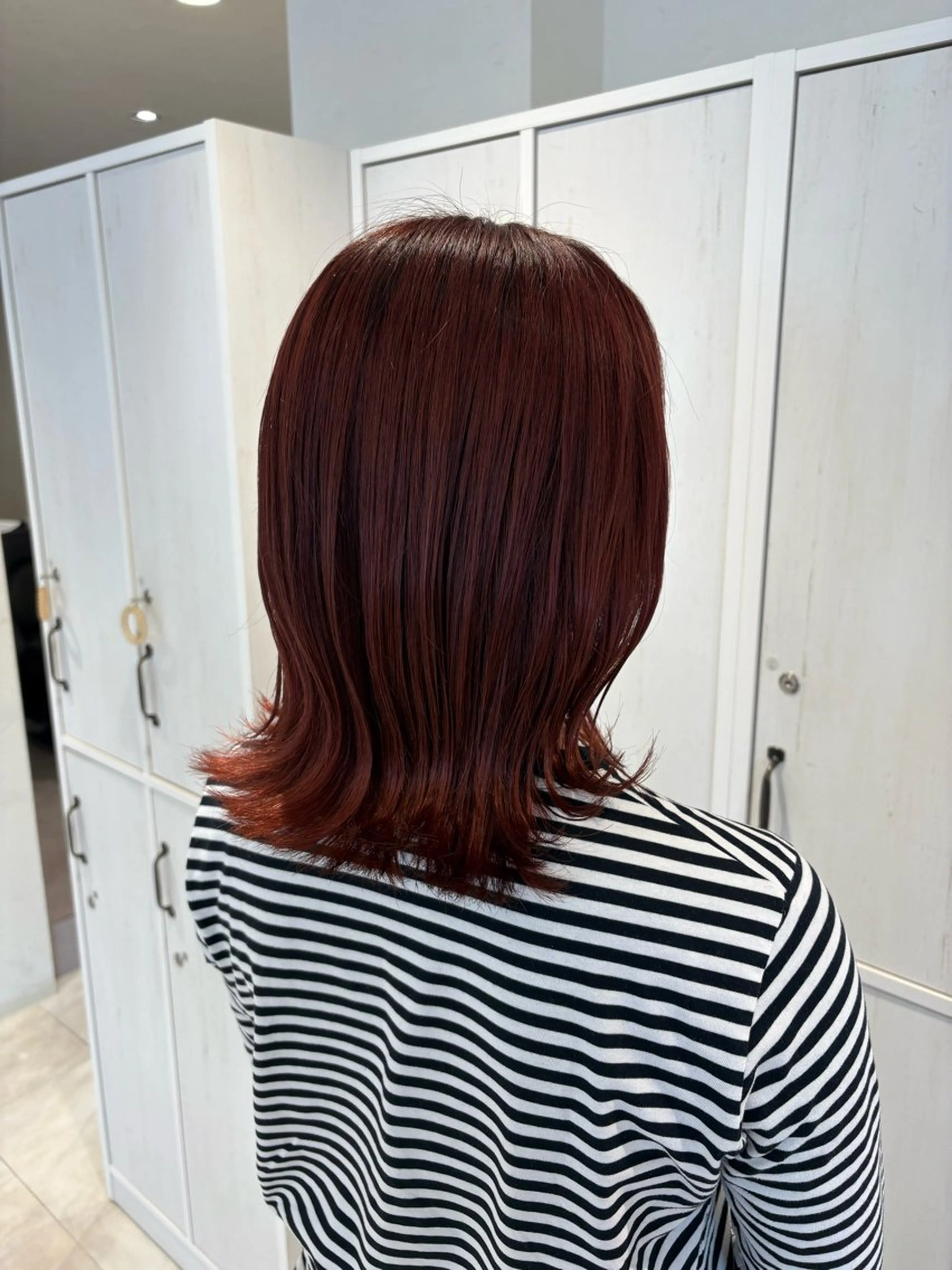 ミディアム カラー オレンジ 脇尾 百花のヘアスタイル