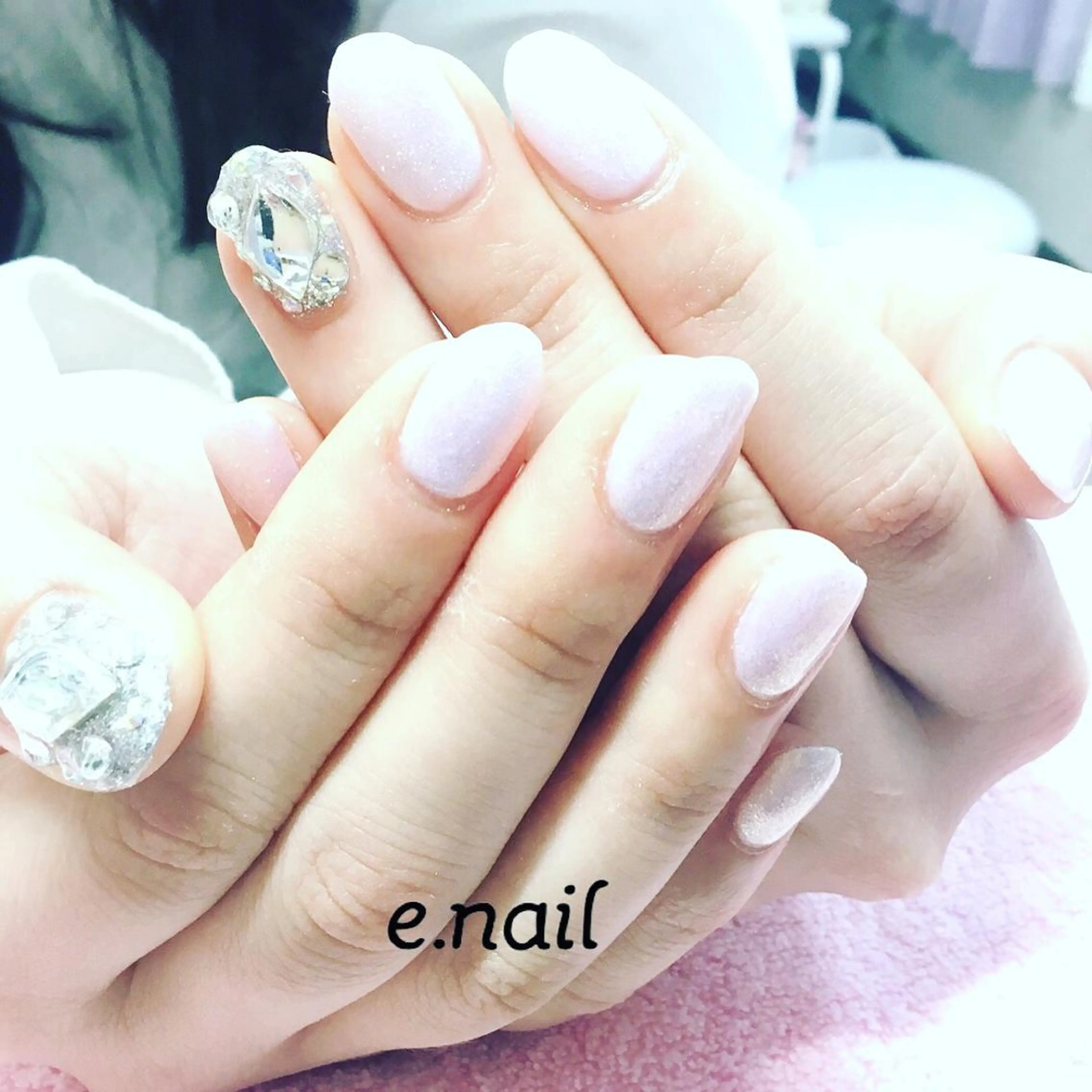 ネイル e.nail所属・和賀井 恵理のネイルデザイン