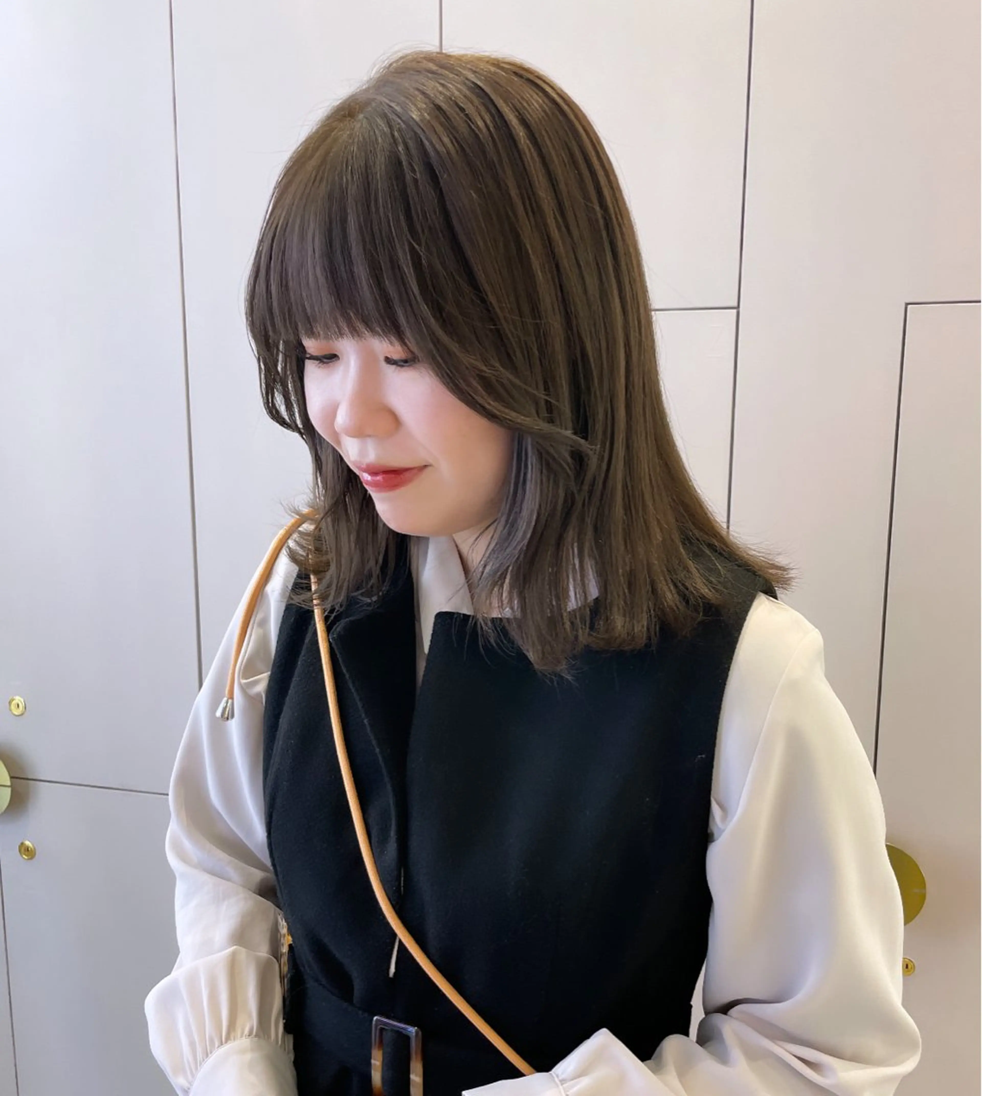 ミディアム カラー ベージュカラー ブリーチ 透明感カラー ブリーチなしカラー オリーブベージュ 暖色/オリーブカラー /中村未来🍒🫒のヘアスタイル