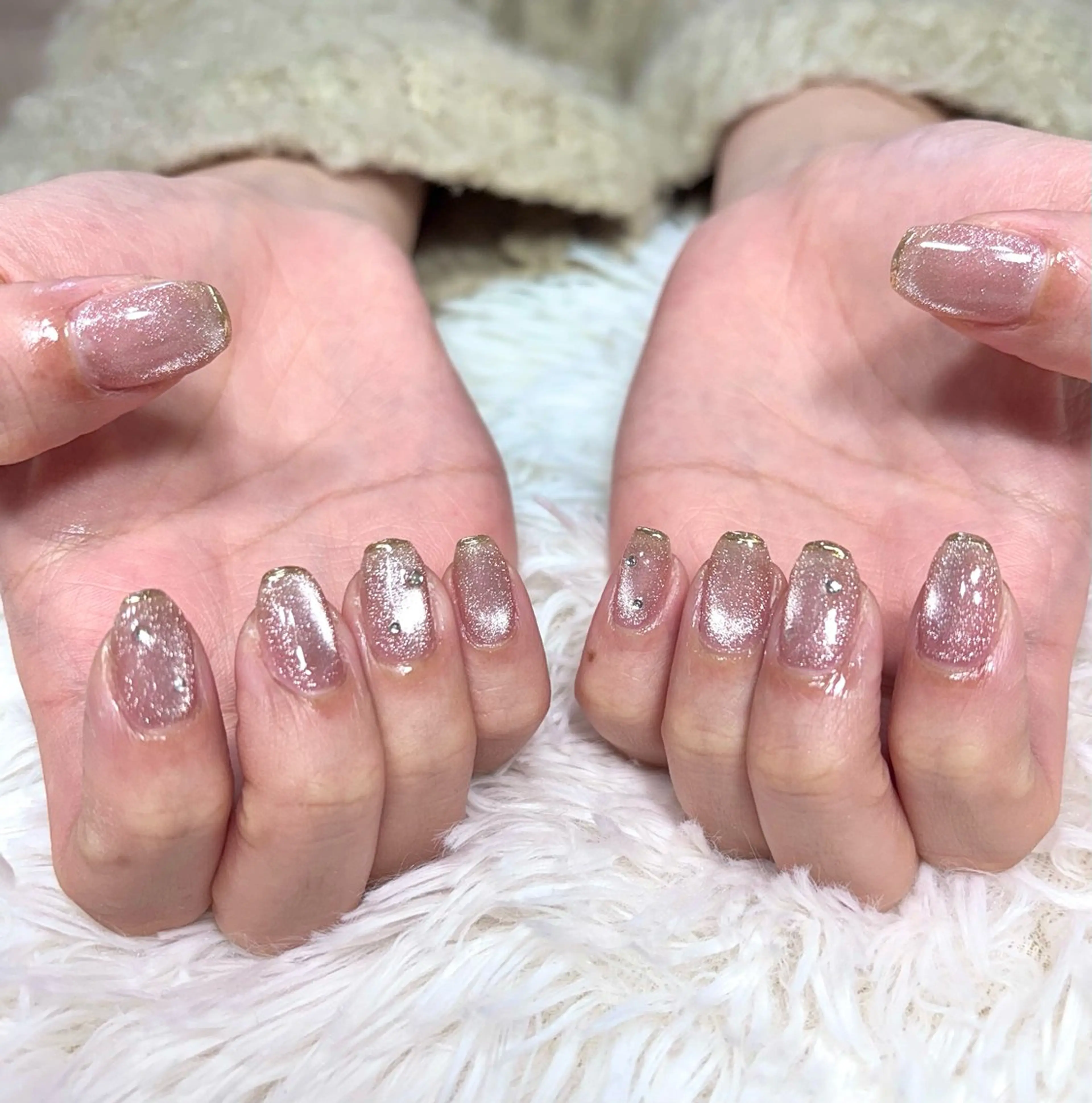 ネイル フレンチネイル ラメ(グリッター) マグネットネイル オフィスネイル ワンカラーネイル ハンドネイル LUANA n'sのネイルデザイン