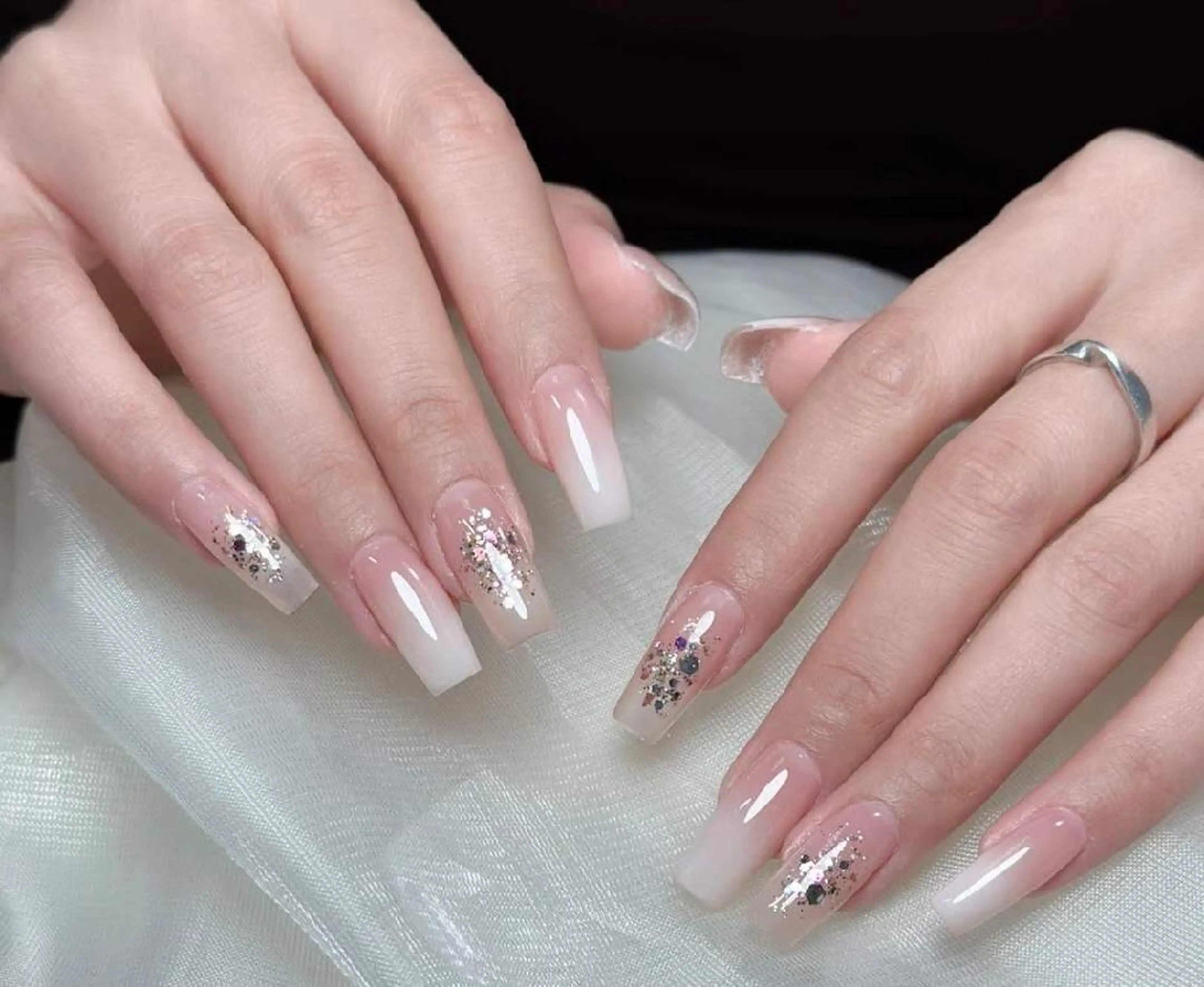 ネイル 小島 阿佑美のネイルデザイン