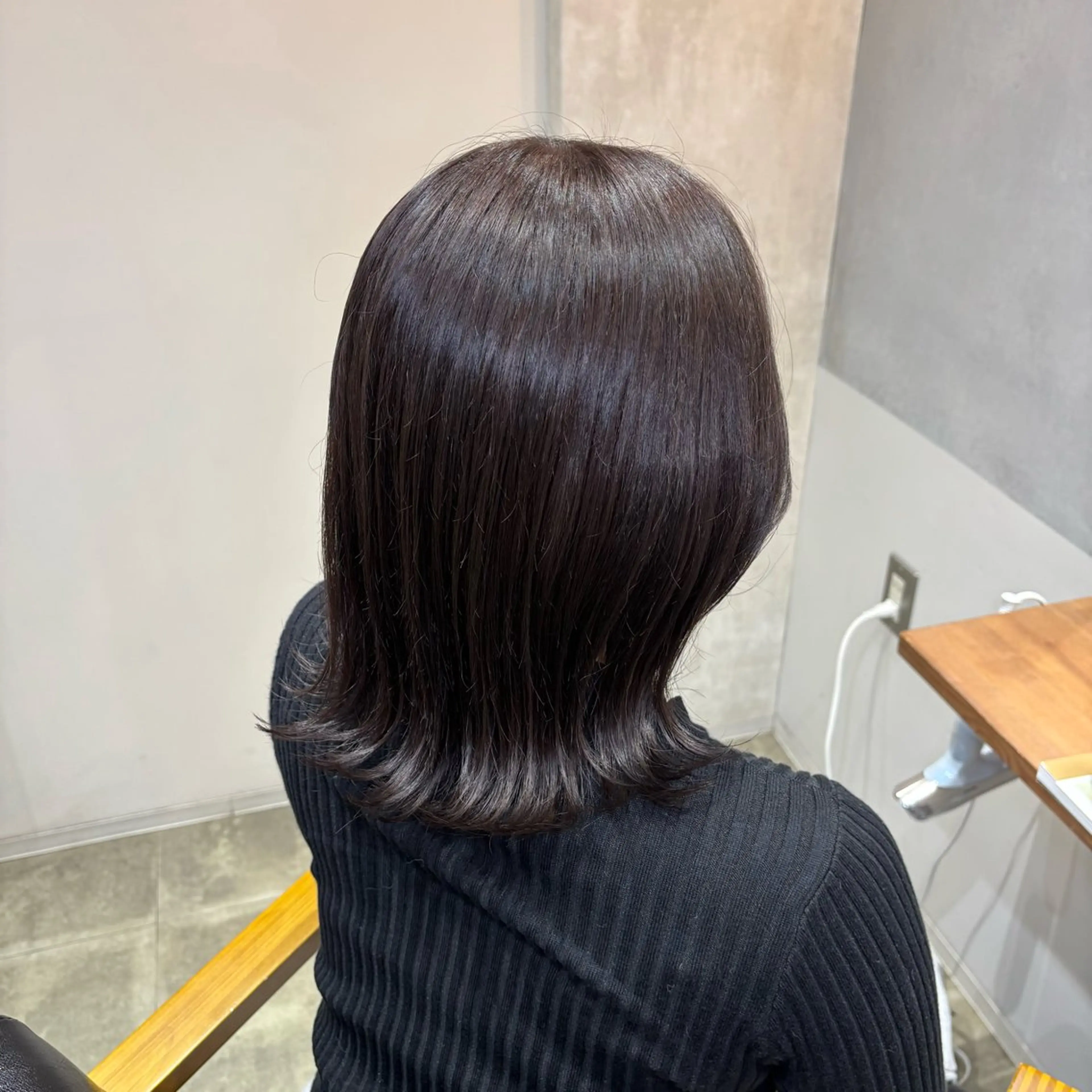 ミディアム カラー 透明感カラー グレージュ オリーブグレージュ オリーブグレー 田村 愛彩のヘアスタイル