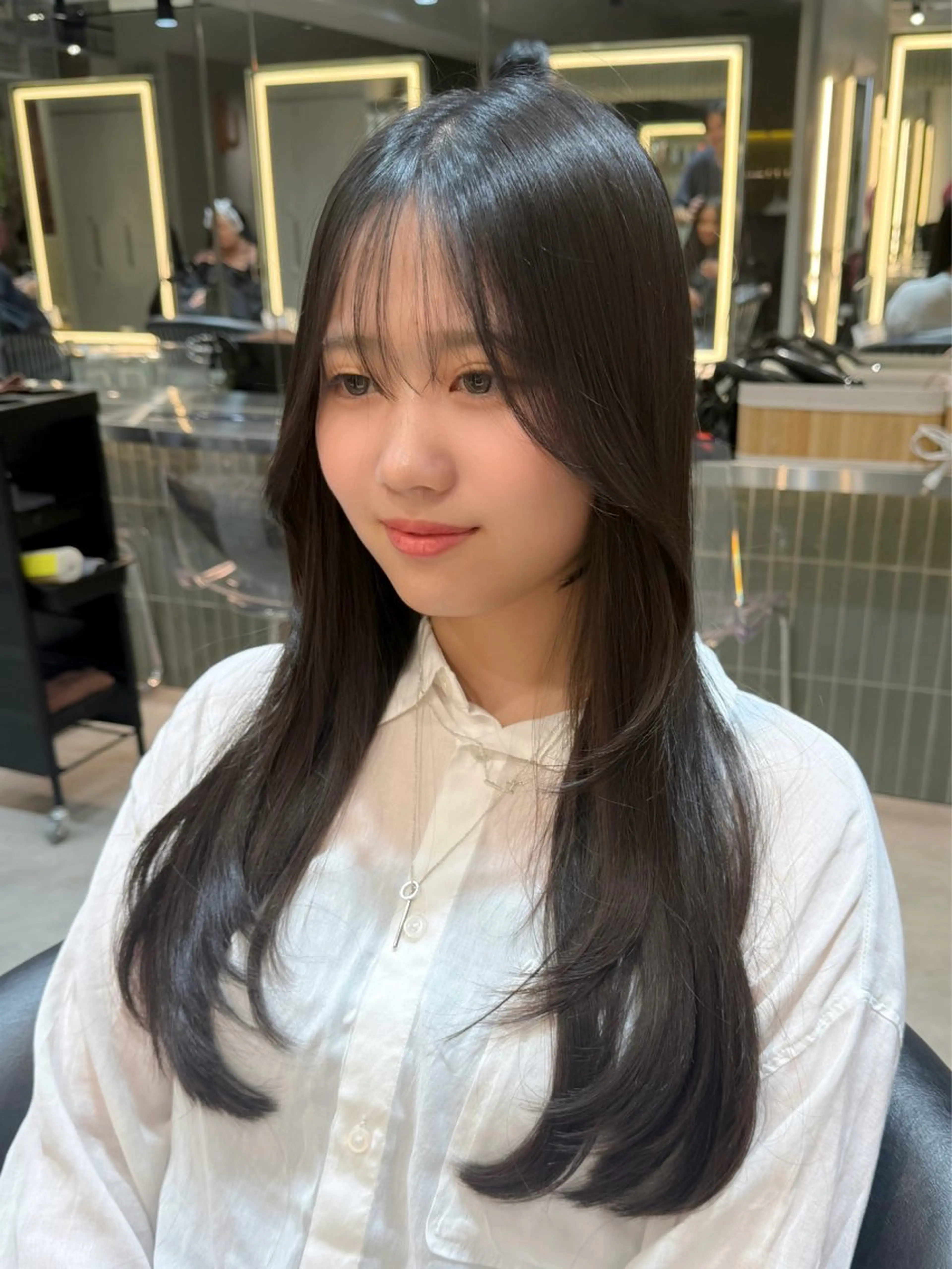 ロング りな💗垢抜け前髪/ レイヤー💗縮毛矯正のヘアスタイル