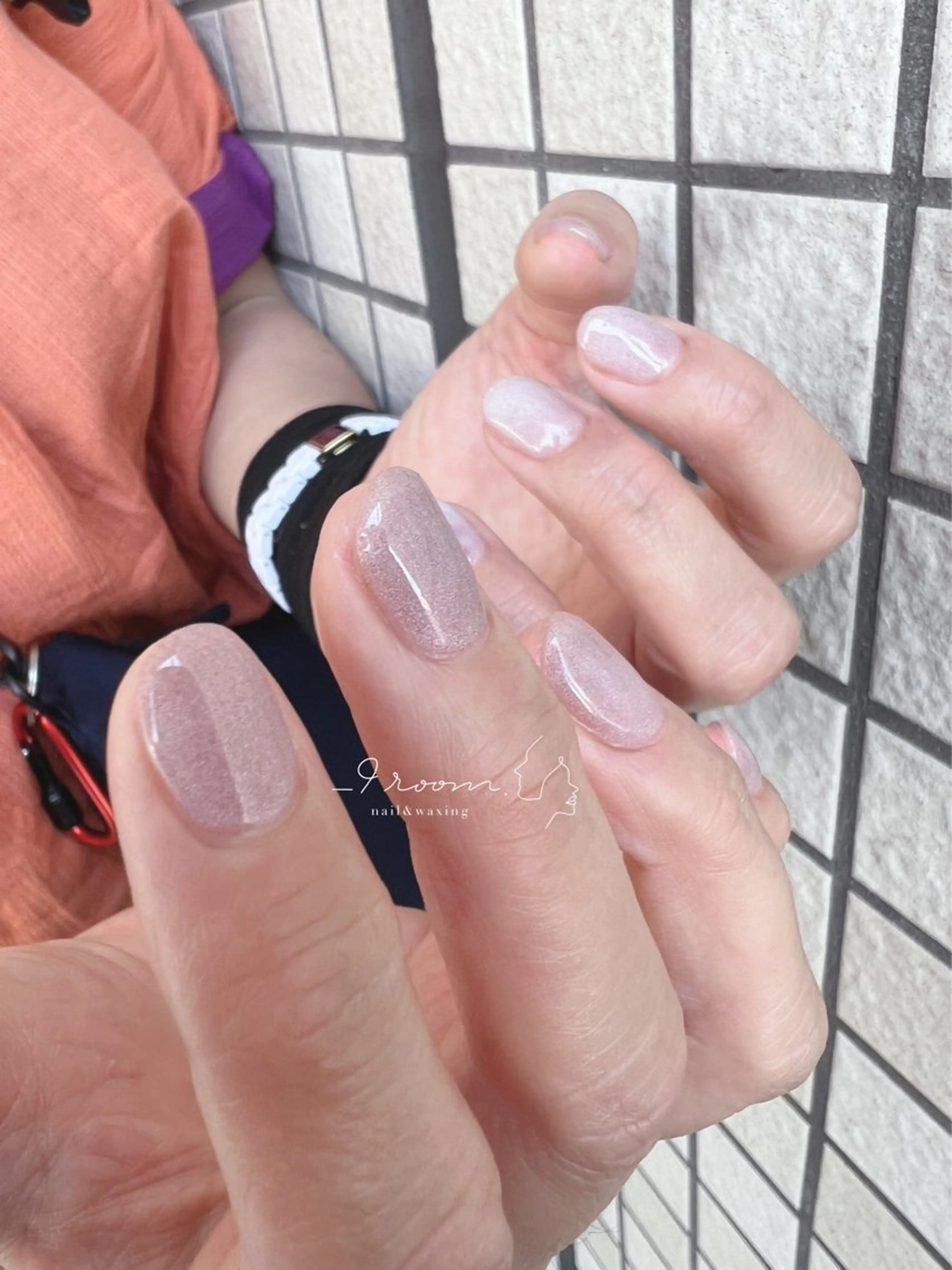 ネイル ラメ(グリッター) マグネットネイル オフィスネイル ワンカラーネイル シンプルネイル ハンドネイル _9 room. Yoshimiのネイルデザイン