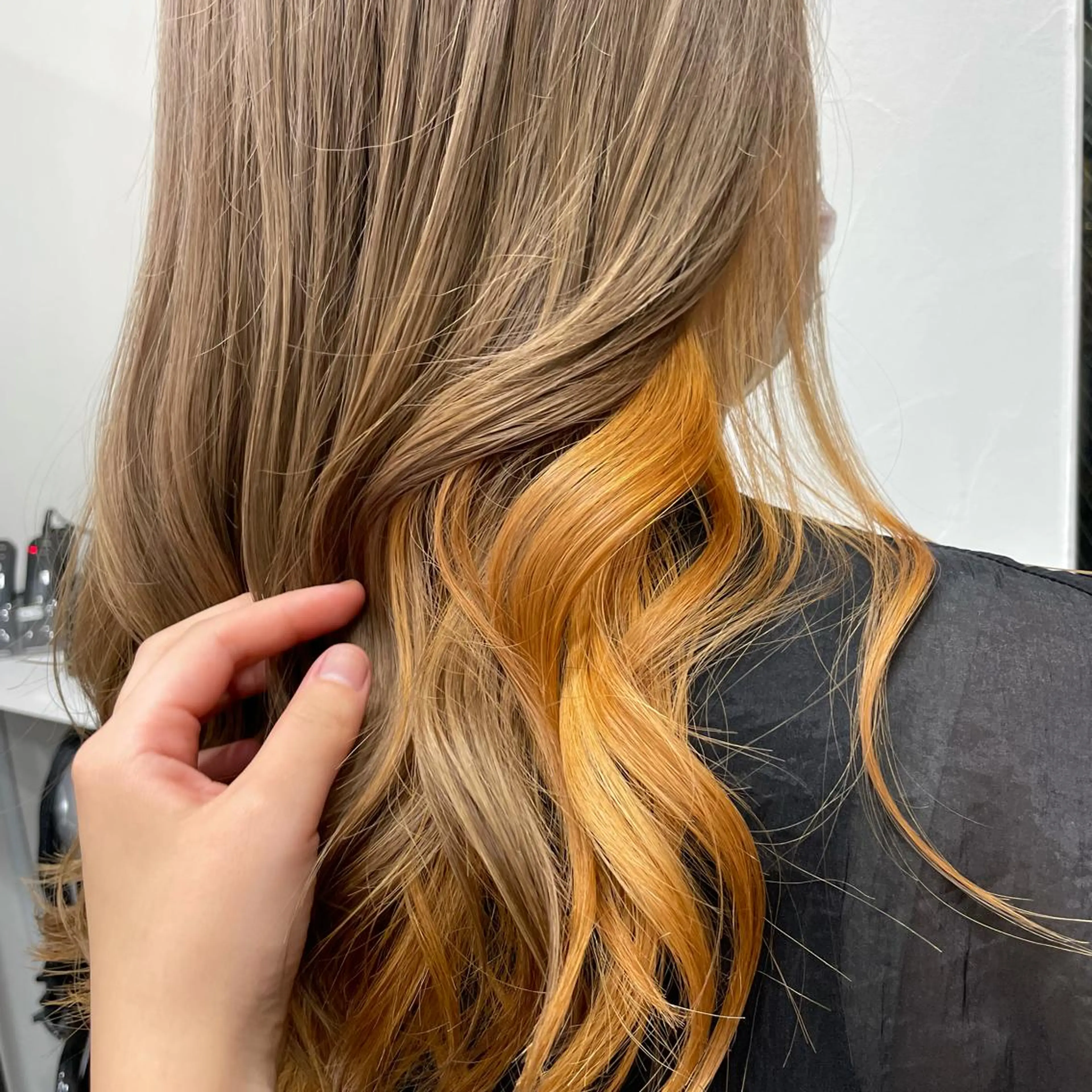 ロング カラー ベージュカラー ミルクティーベージュ オレンジ 🌼杉田 胡桃🌼のヘアスタイル