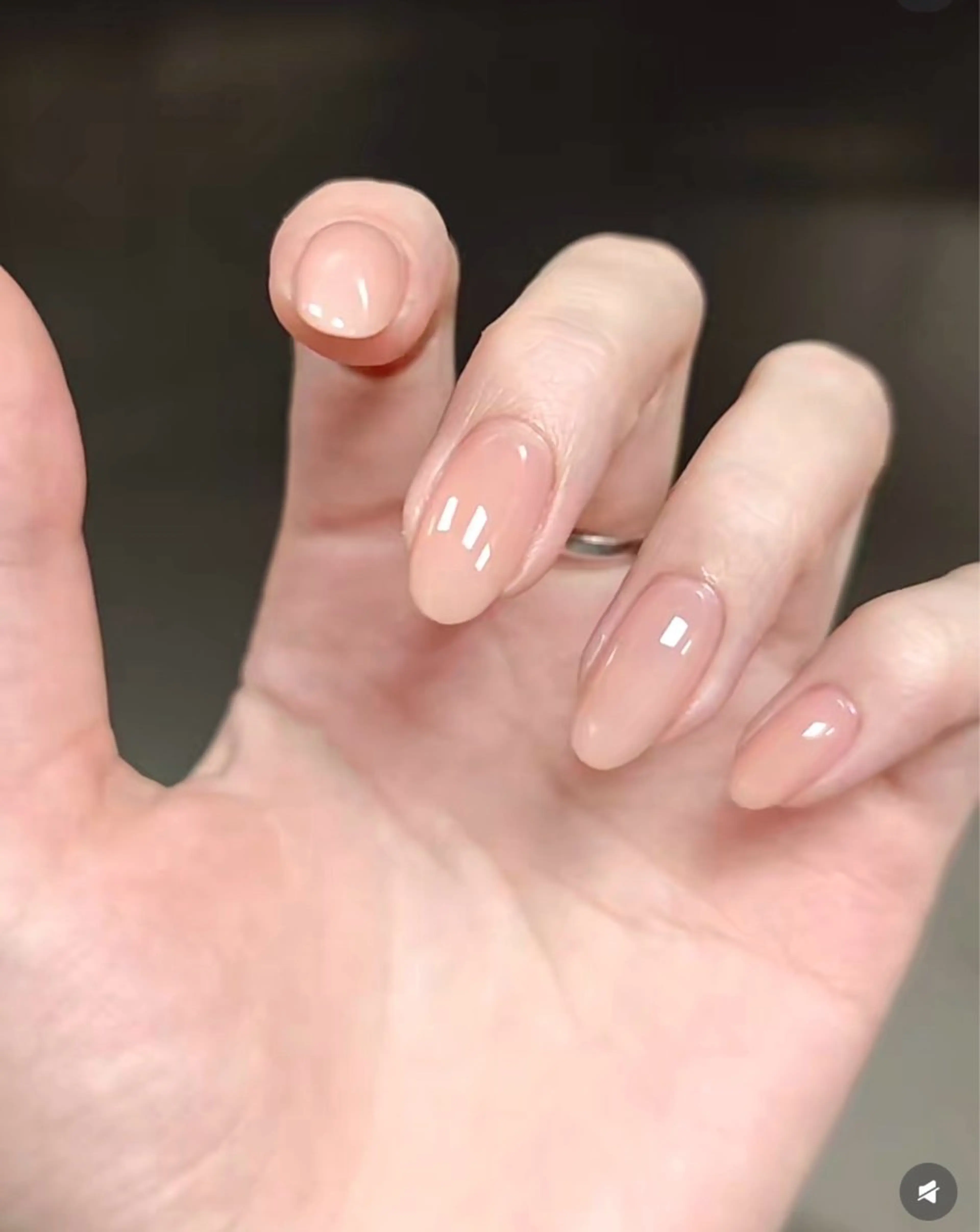 ネイル フレンチネイル キラキラネイル 韓国ネイル シンプルネイル ワンホンネイル ハンドネイル MEI Nailのネイルデザイン