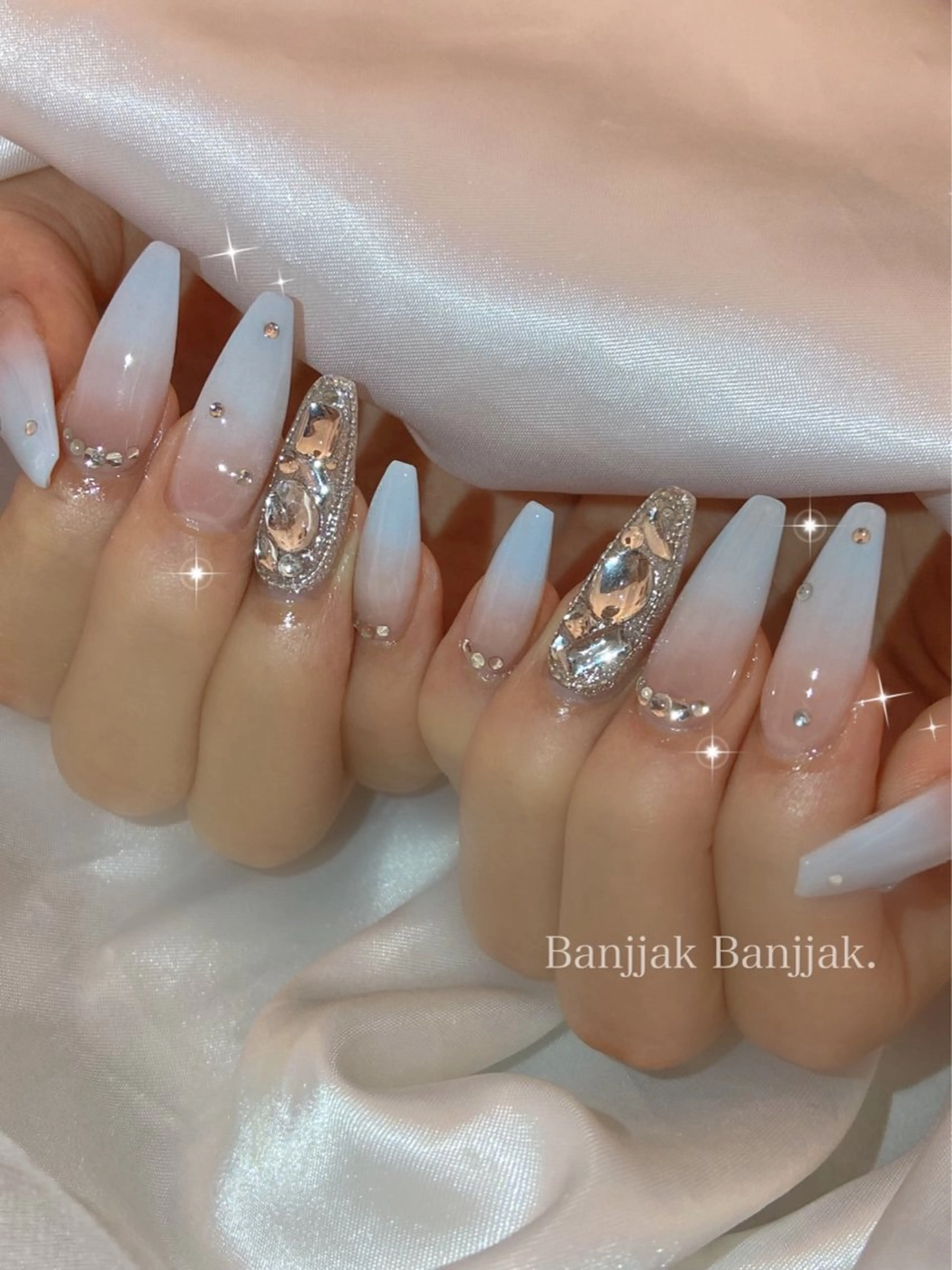 ネイル ハンドネイル パンチャパンチャ ネイルサロンのネイルデザイン