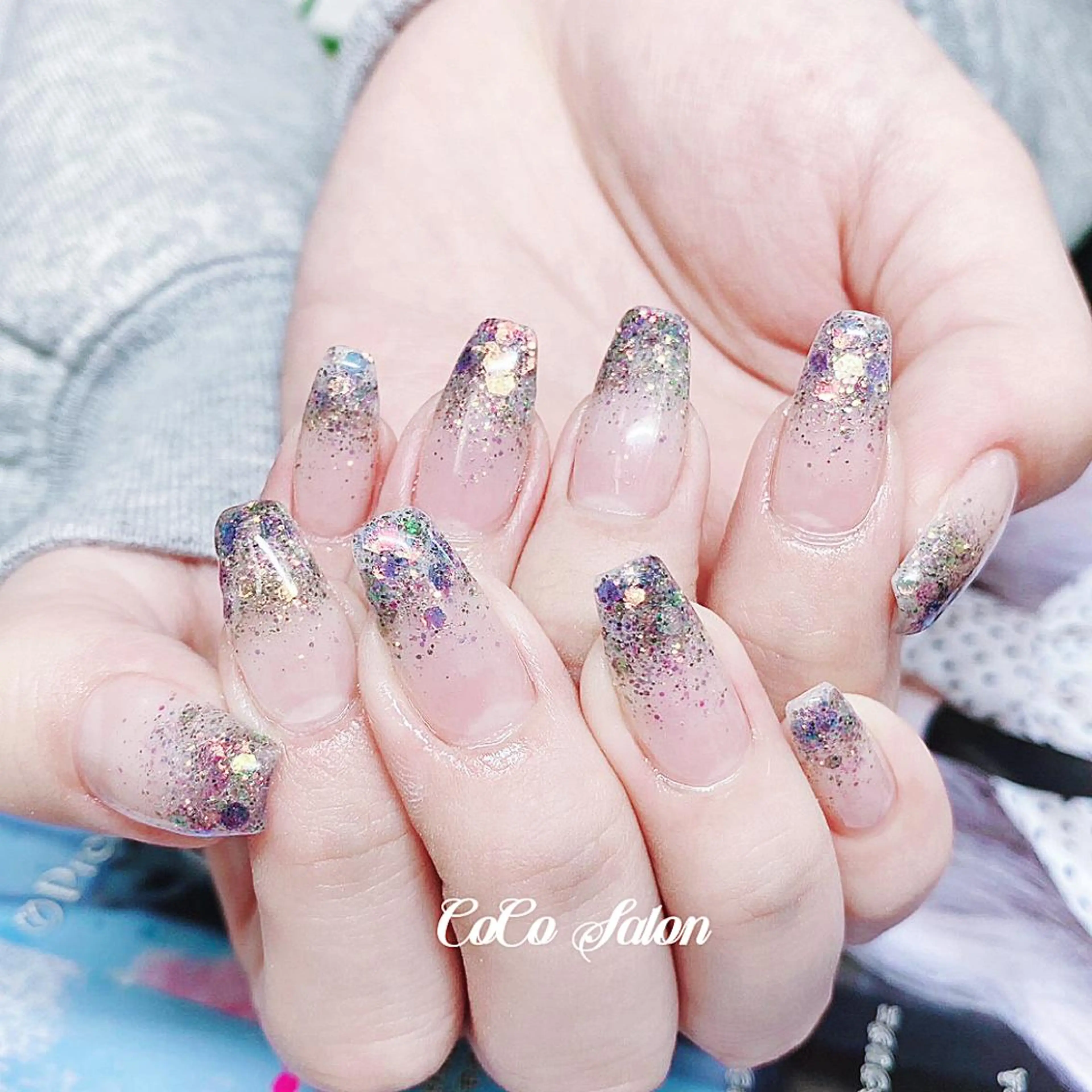 ネイル グラデーション ラメ(グリッター) ラメグラデーション CoCoSalon ネイル/まつ毛予約のネイルデザイン