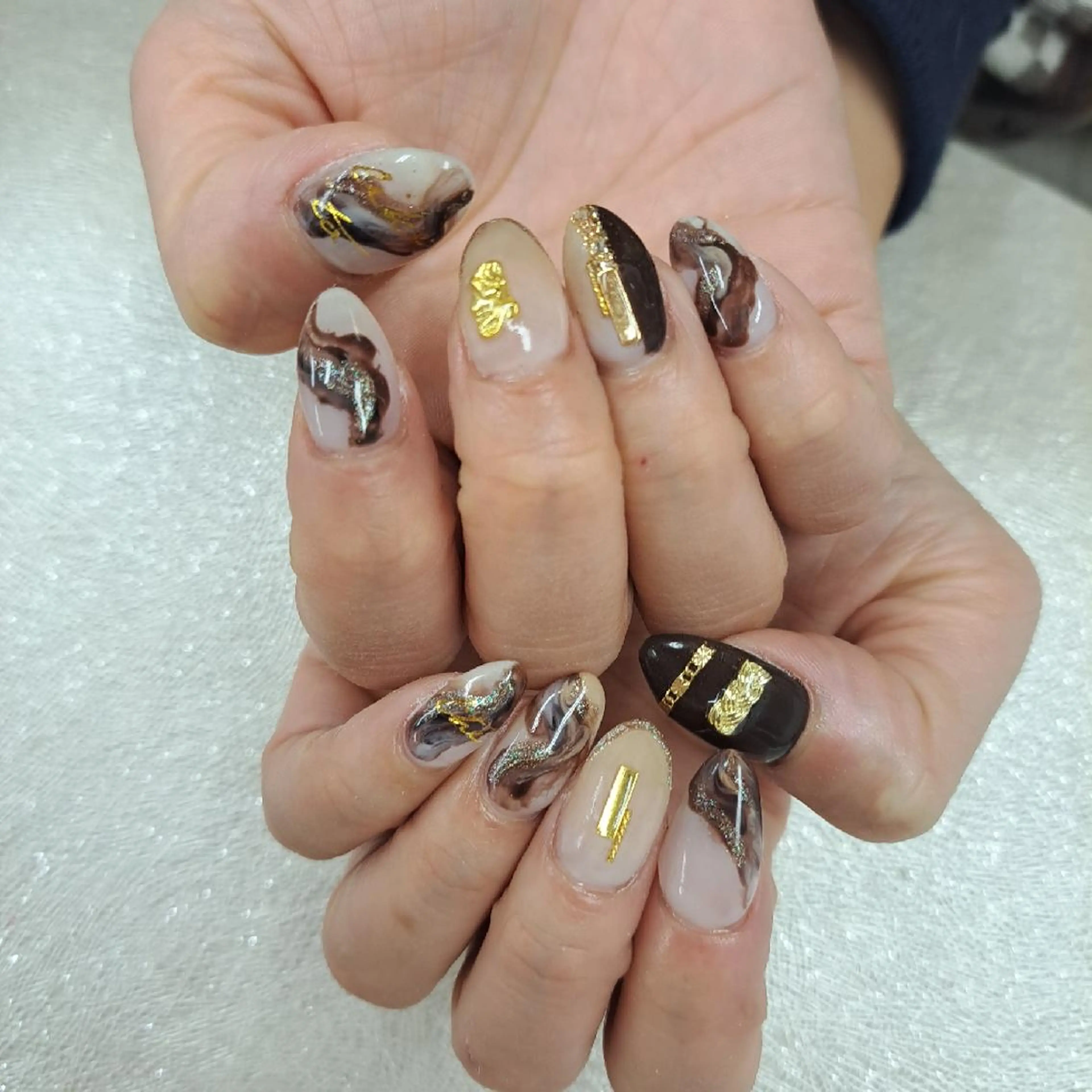 ネイル アートネイル ジェルネイル 持ち込み ニュアンスネイル パラジェル 河野ちえ (雑誌掲載サロン)のネイルデザイン