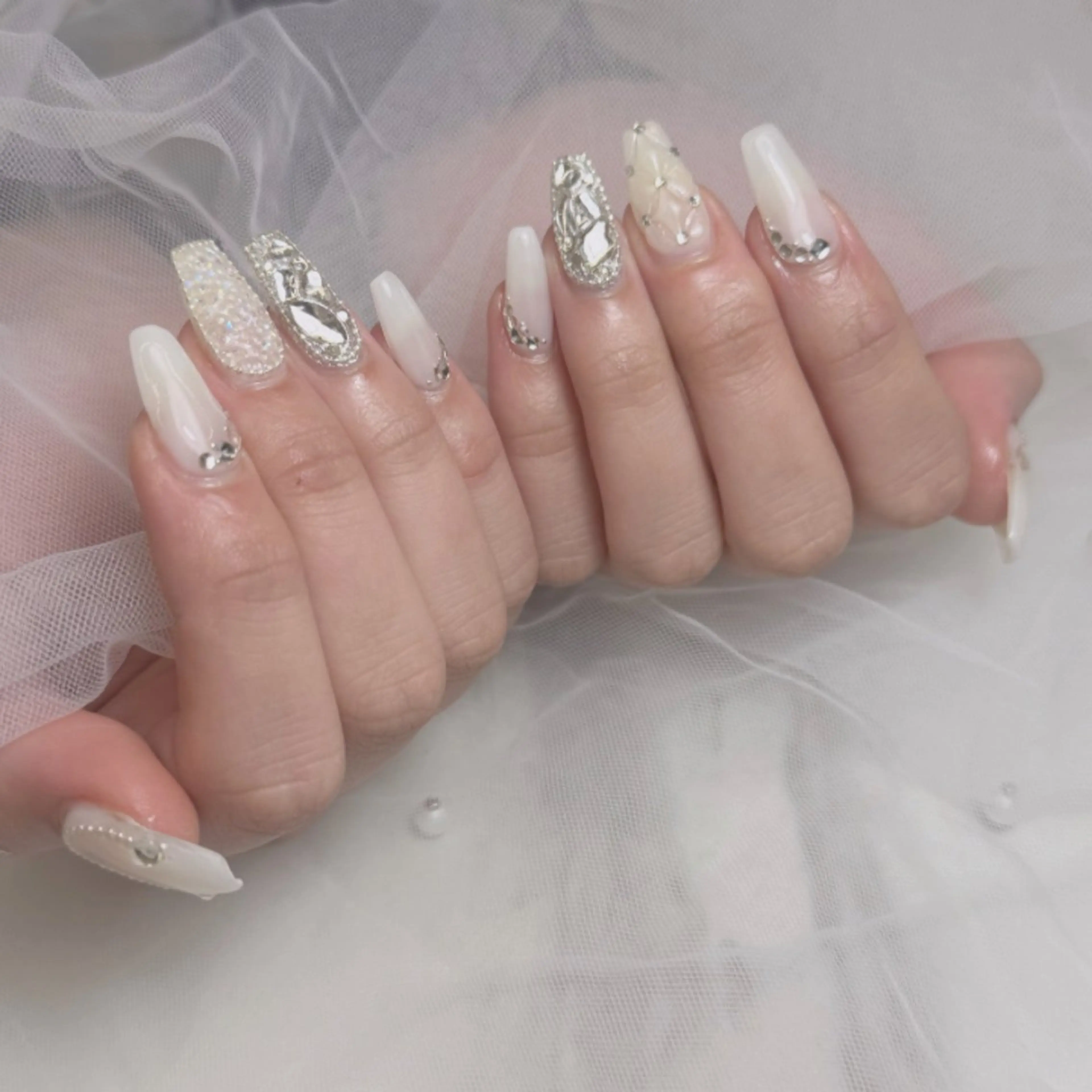 ネイル ハンドネイル MAKI💎 大人可愛い/堺筋本町のネイルデザイン