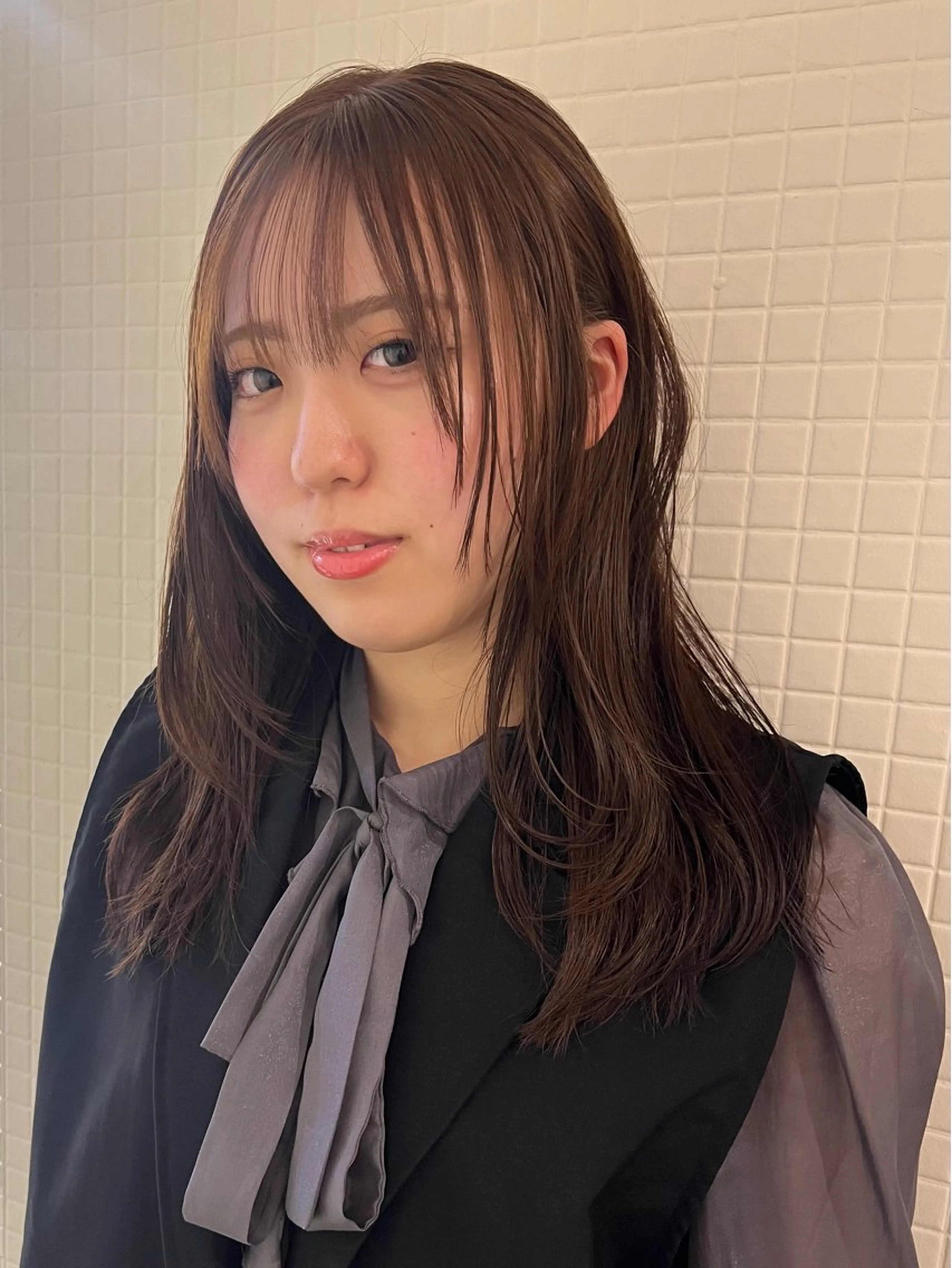 セミロング ヘアカラー 加藤 瑠彩のヘアスタイル