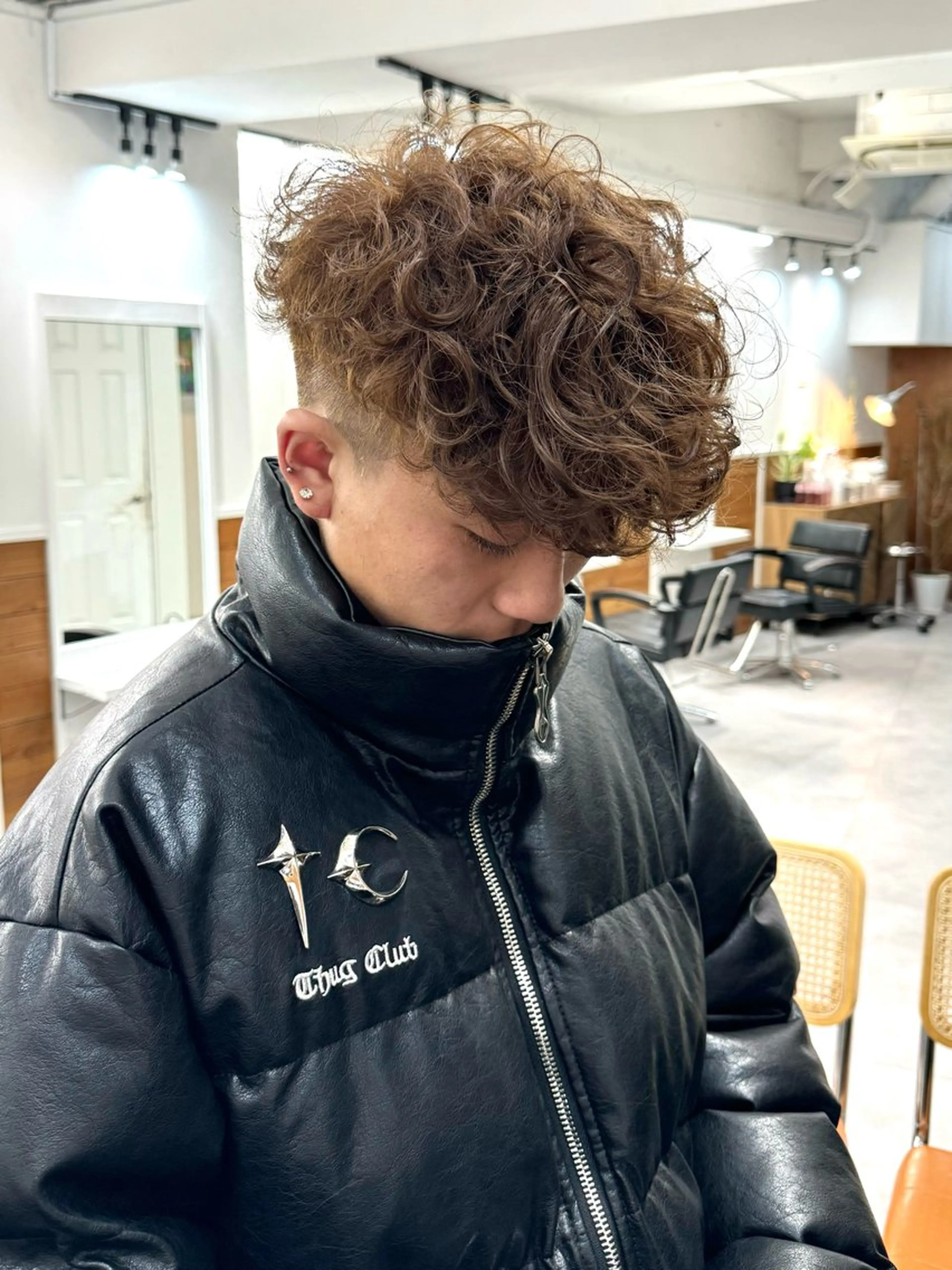 パーマ メンズ メンズパーマ スペインカール カット パーマ シャドウパーマ/ 波巻パーマYu-Kiのヘアスタイル