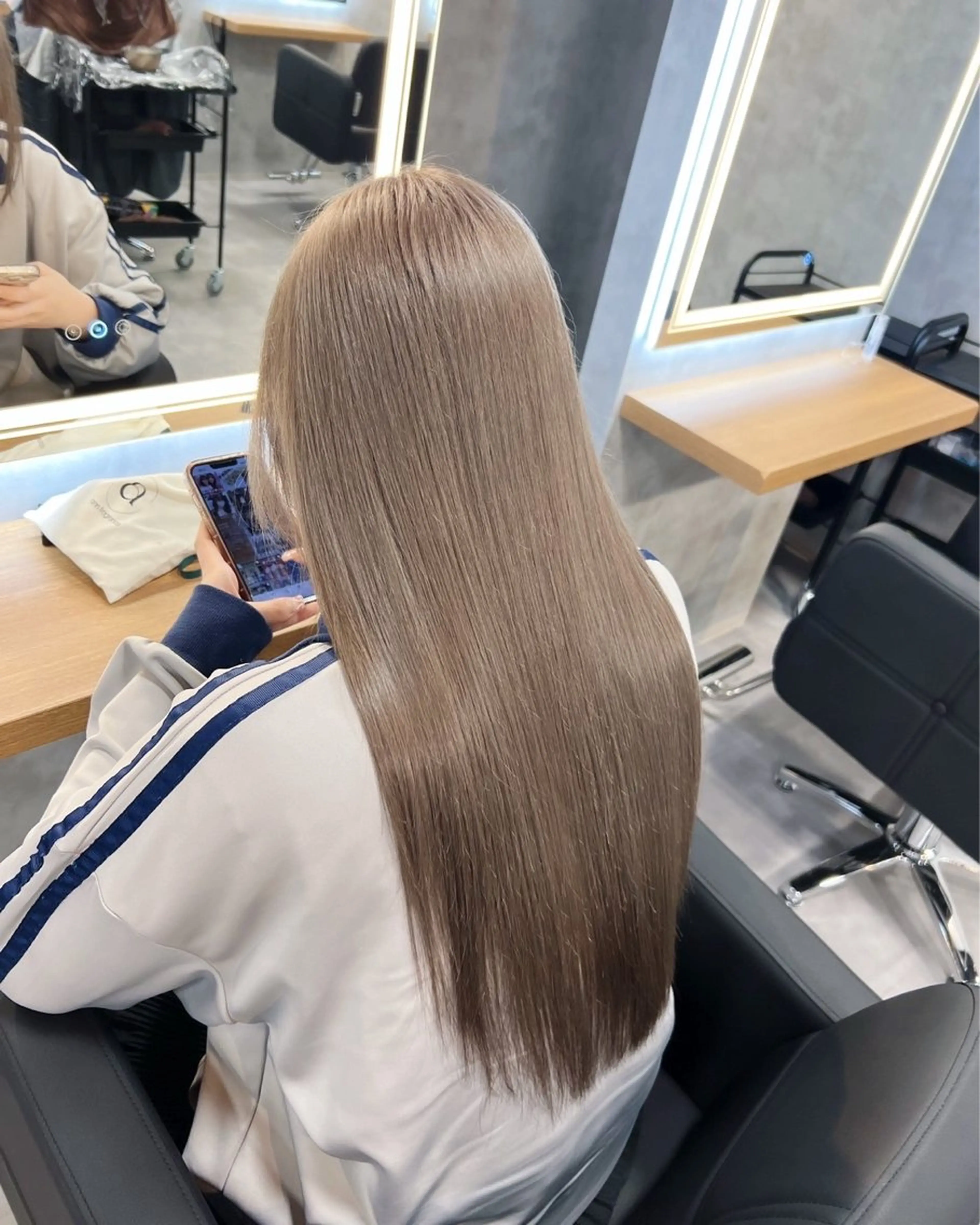 ロング カラー ヘアアレンジ カット ヘアカラー ヘアセット レイヤー×透明感カラ ーHAYATOのヘアスタイル