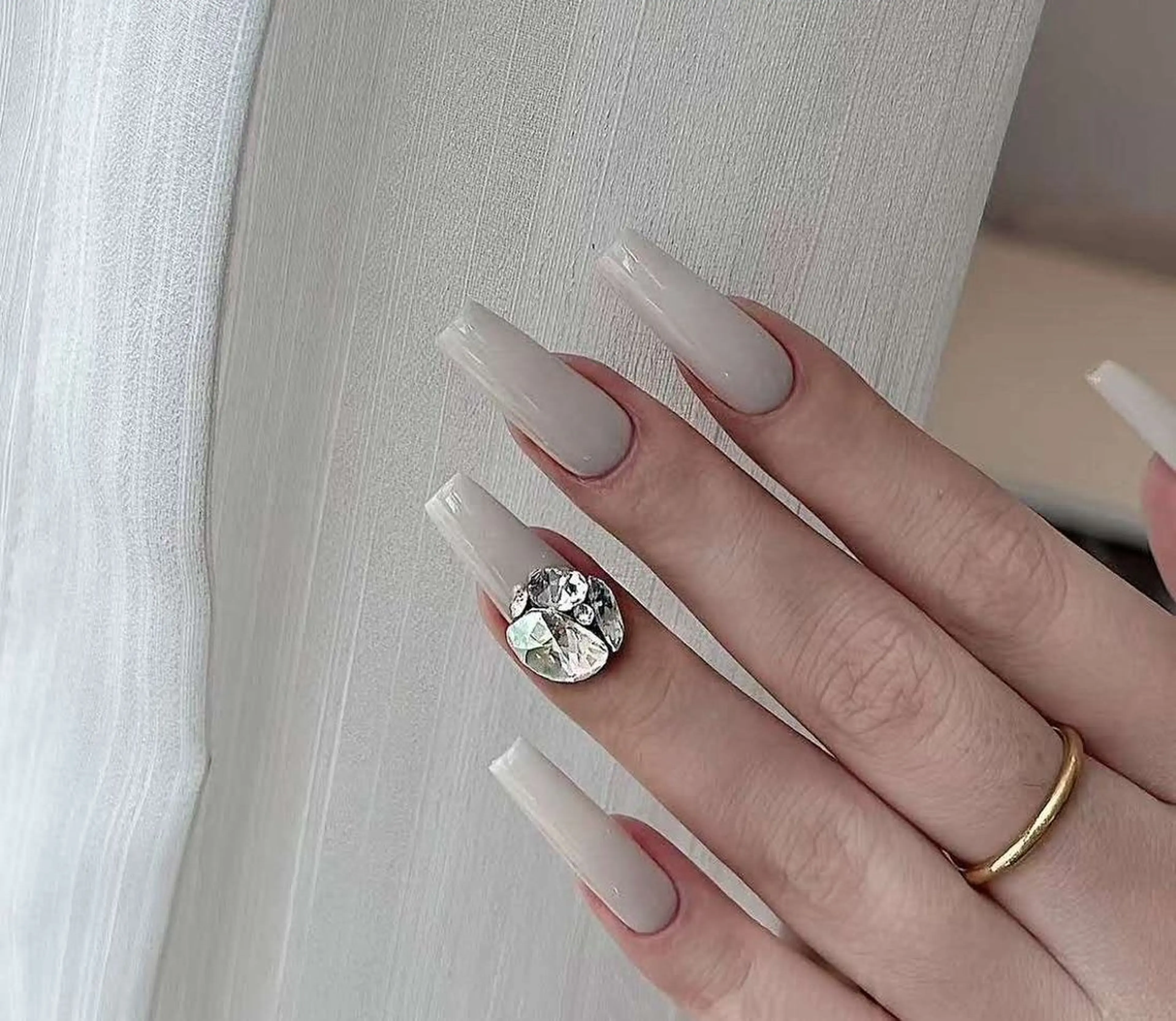 ネイル オーロラネイル フラワーネイル フットネイル フレンチネイル ジェルネイル ハンドネイル 相沢 さやかのネイルデザイン