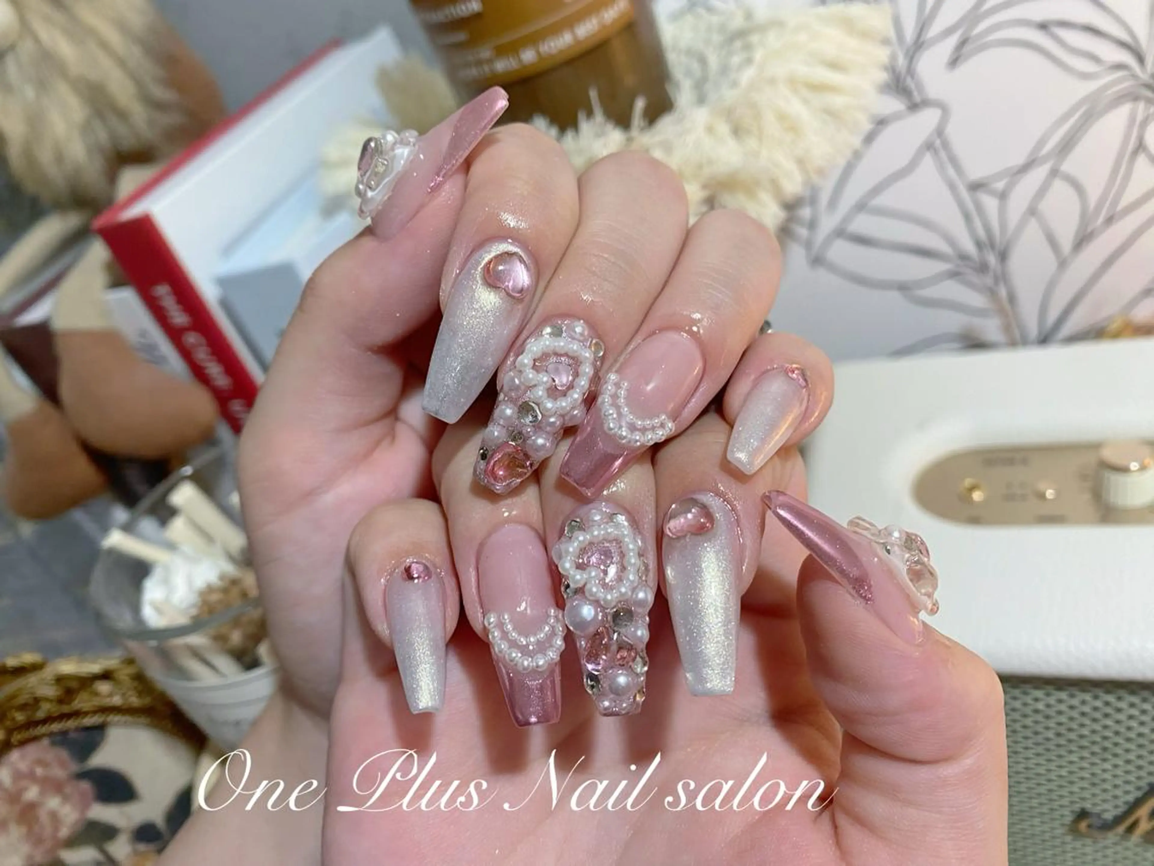 ネイル One Plus Nail Salonのネイルデザイン