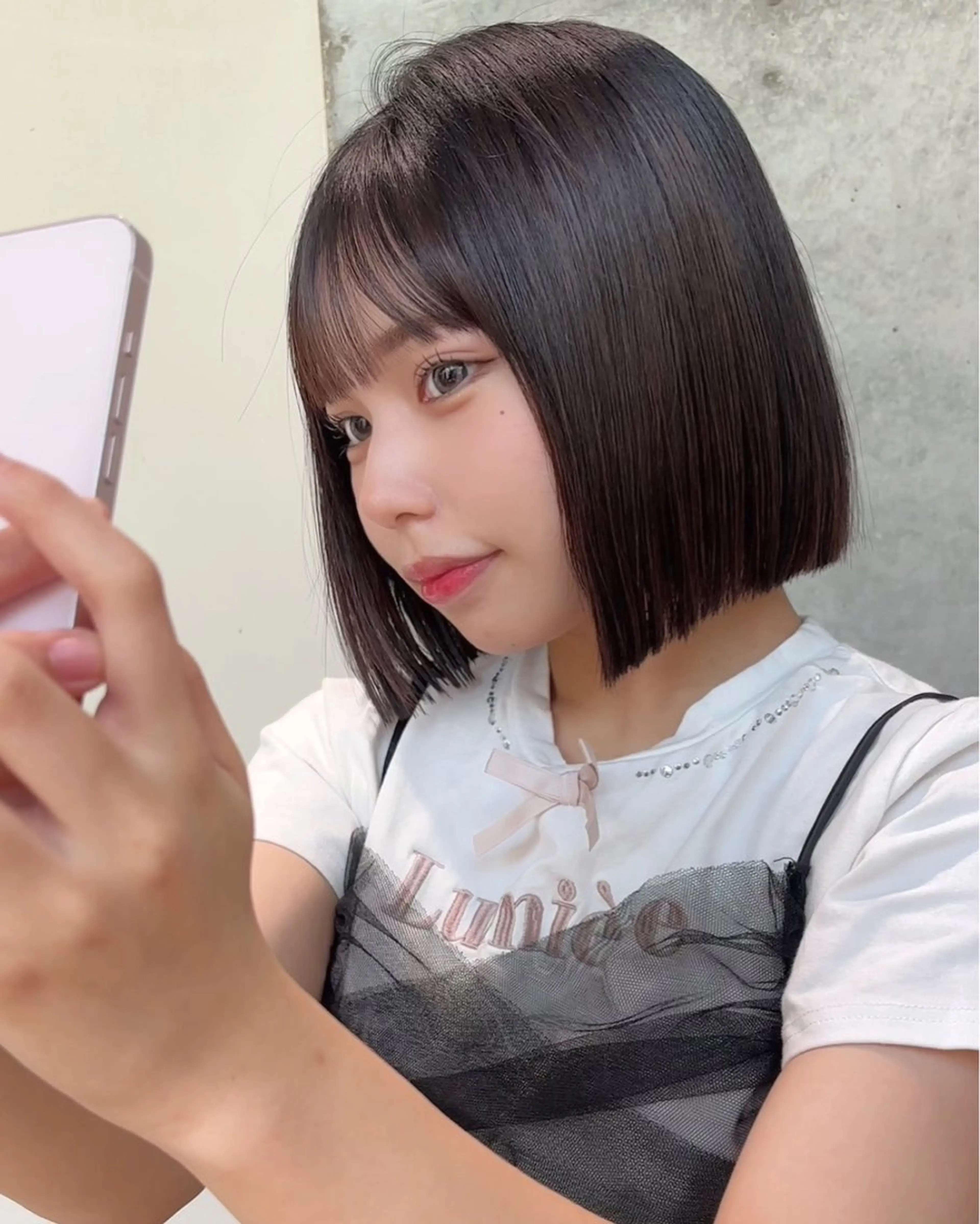 ショート shion 透明感カラーのヘアスタイル