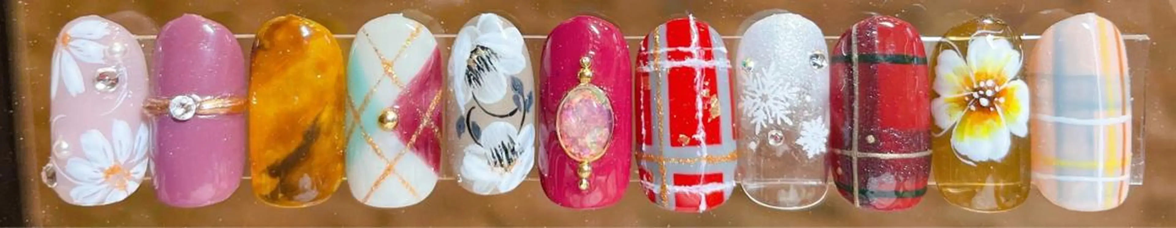 ネイル アートネイル éclat Mのネイルデザイン