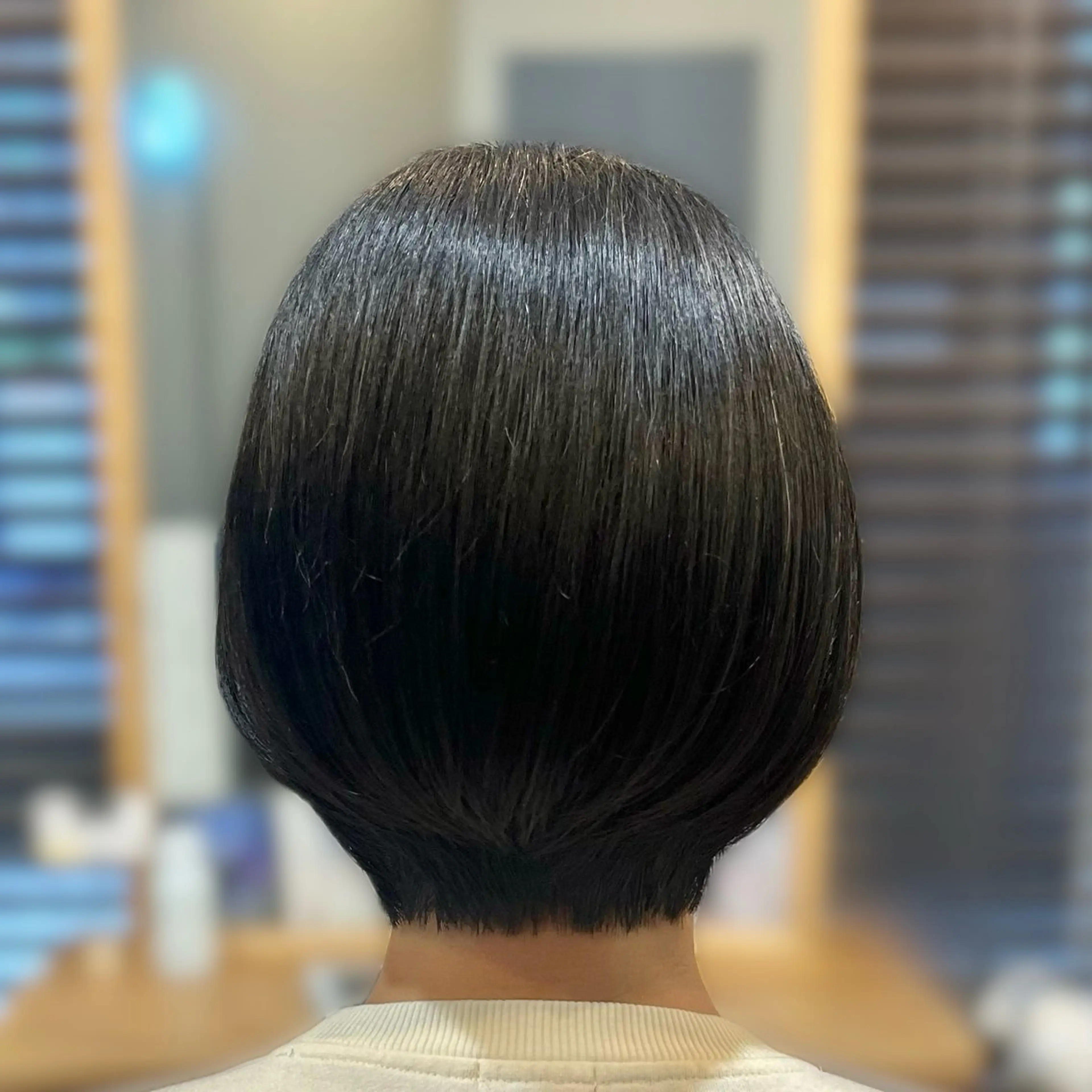 ショート カット 🌸 飯野 舞桜のヘアスタイル