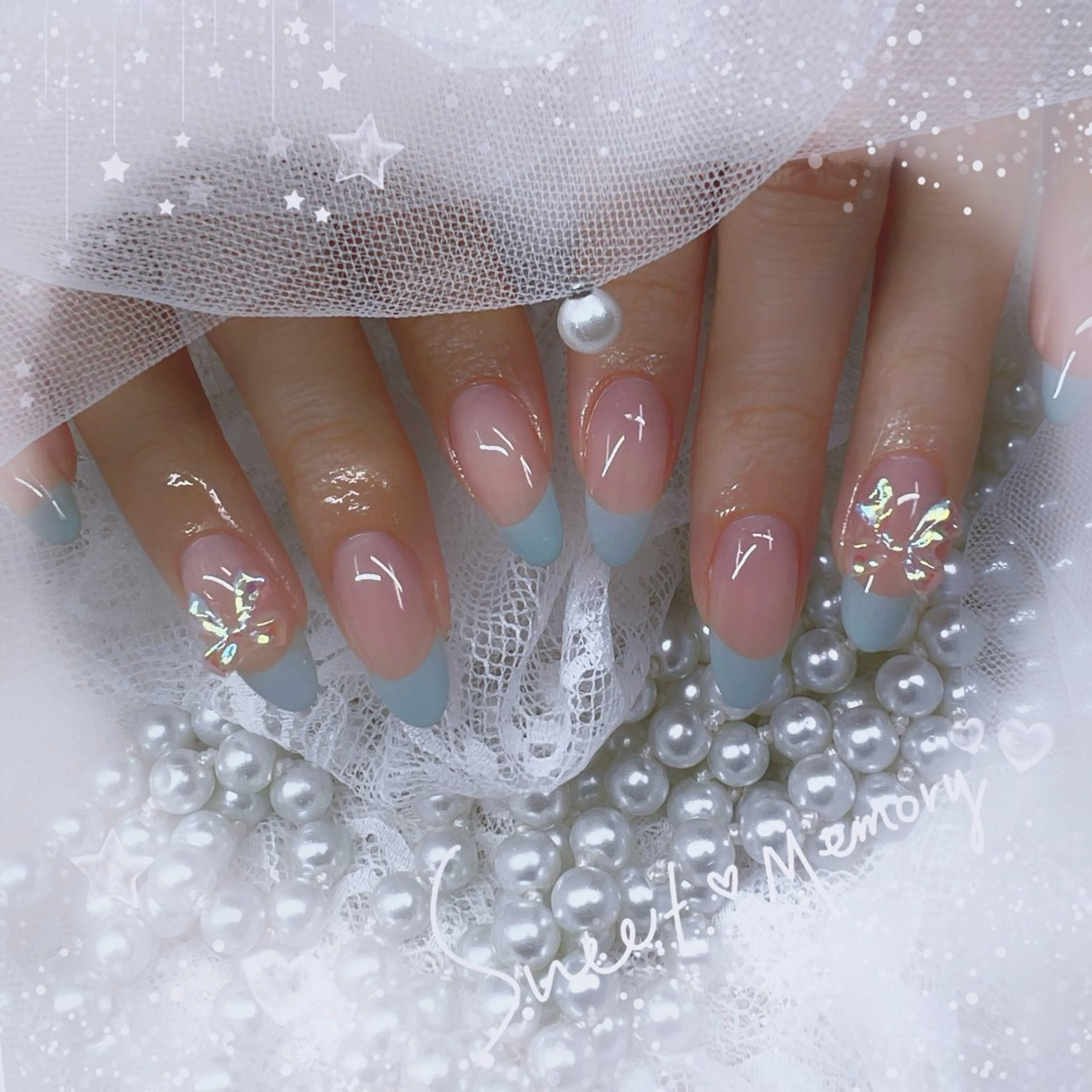 ネイル チークネイル フレンチネイル ガーリー ガラスフレンチ グラデーション ハンドネイル Chill Nailsalonのネイルデザイン