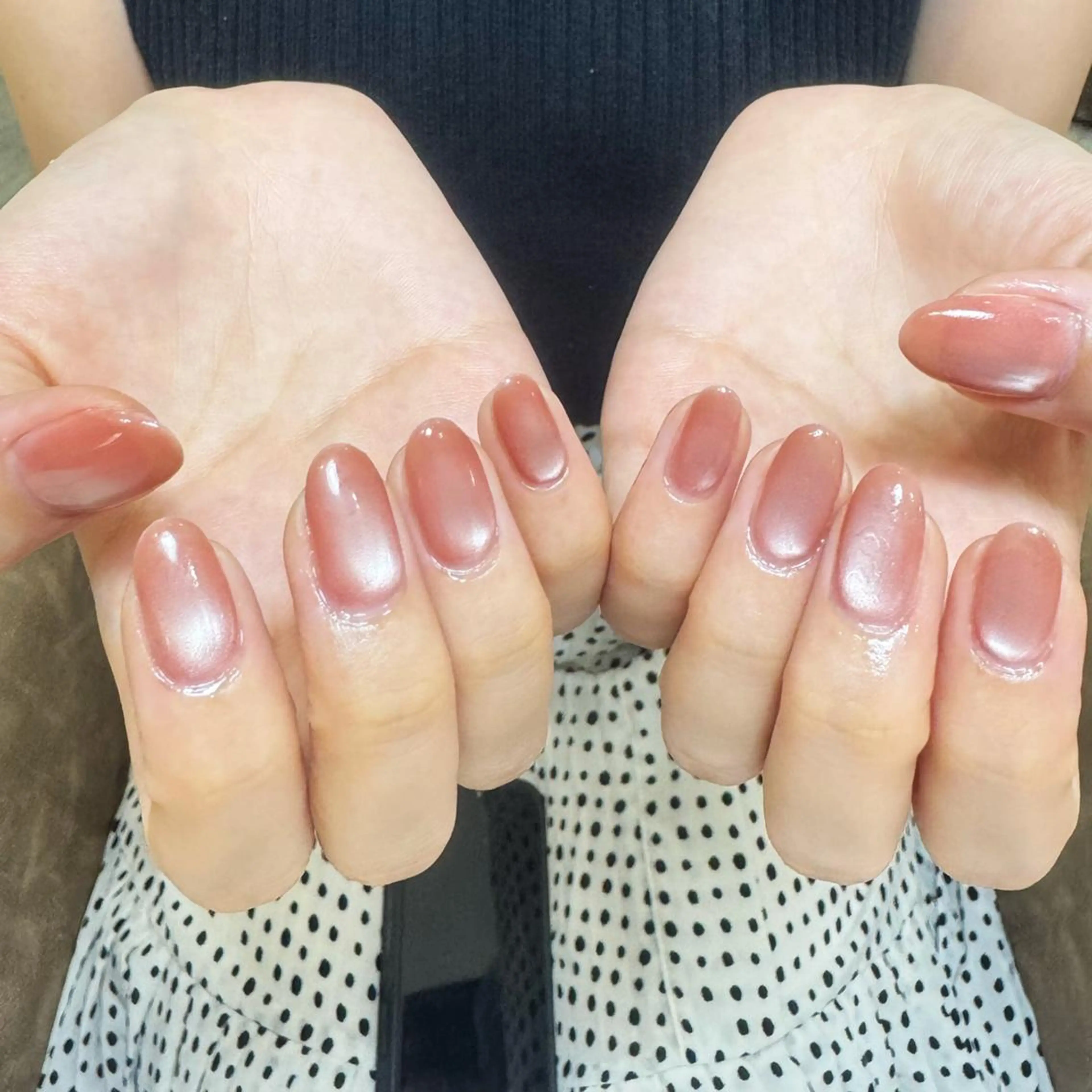 ネイル アートネイル オーロラネイル ガーリー キラキラネイル 韓国ネイル Leah 💅のネイルデザイン