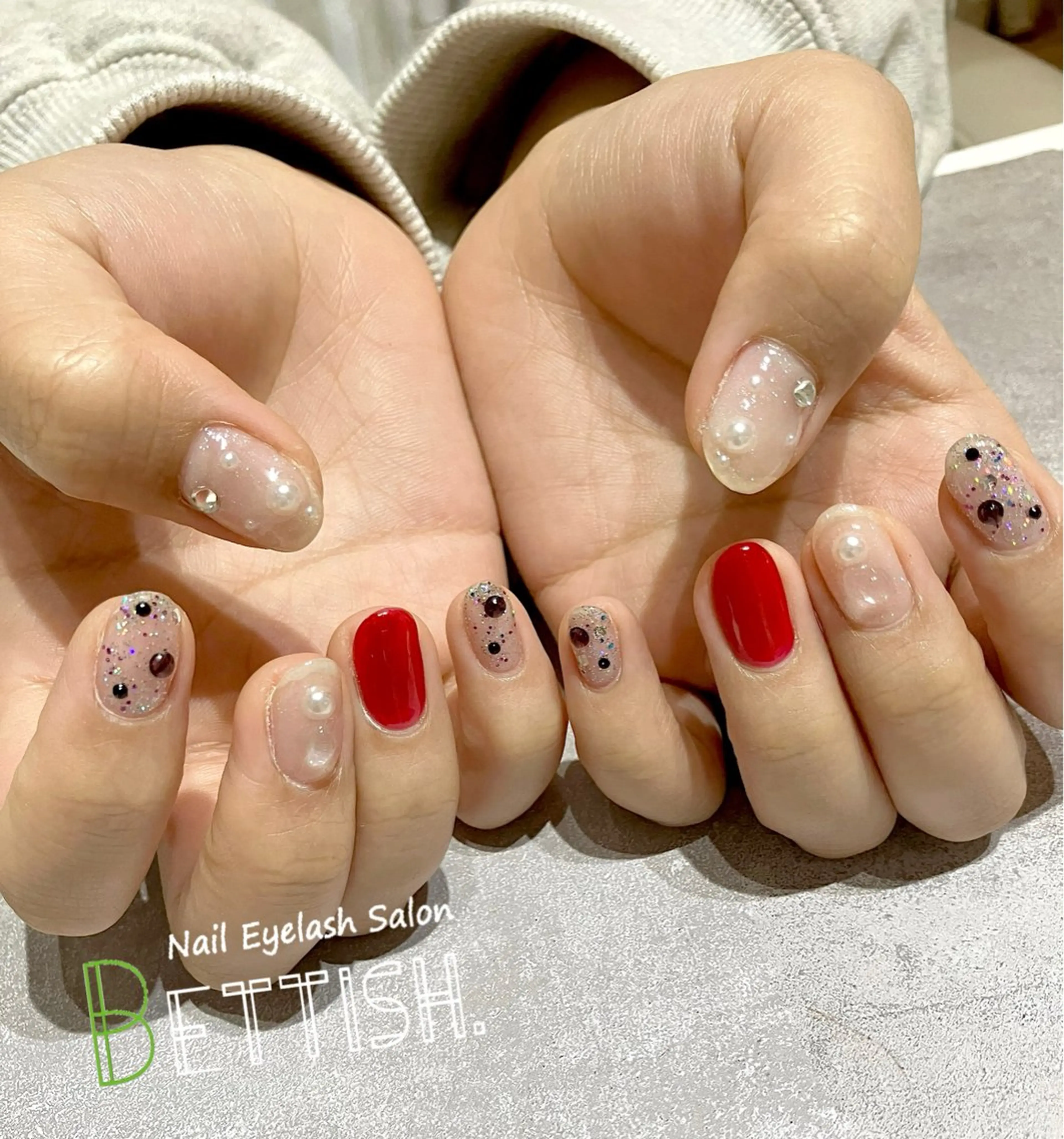 ネイル 赤色 BETTISH. KUMIKO☺︎︎のネイルデザイン