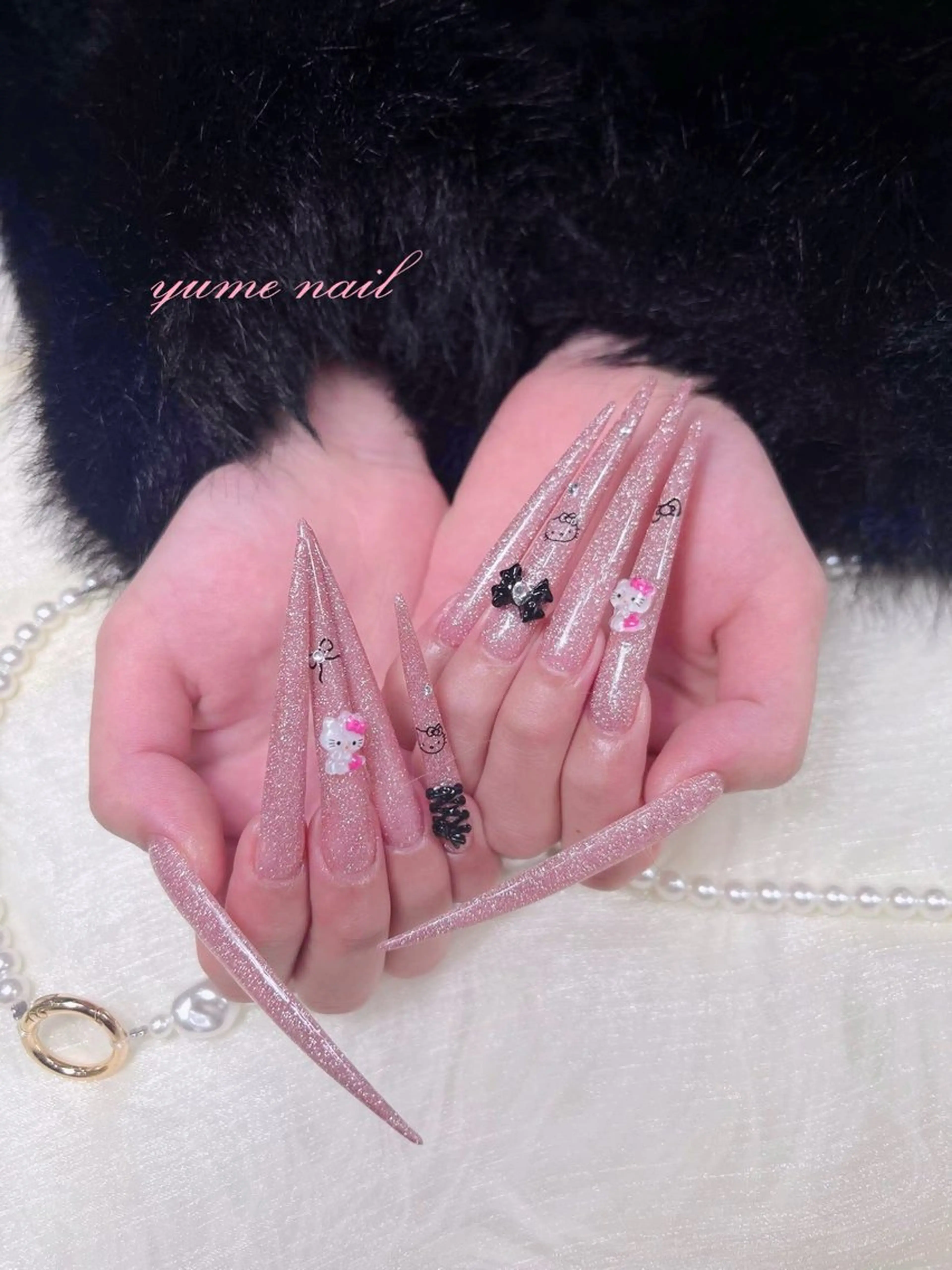 ミディアム ヒエン NAILのネイルデザイン