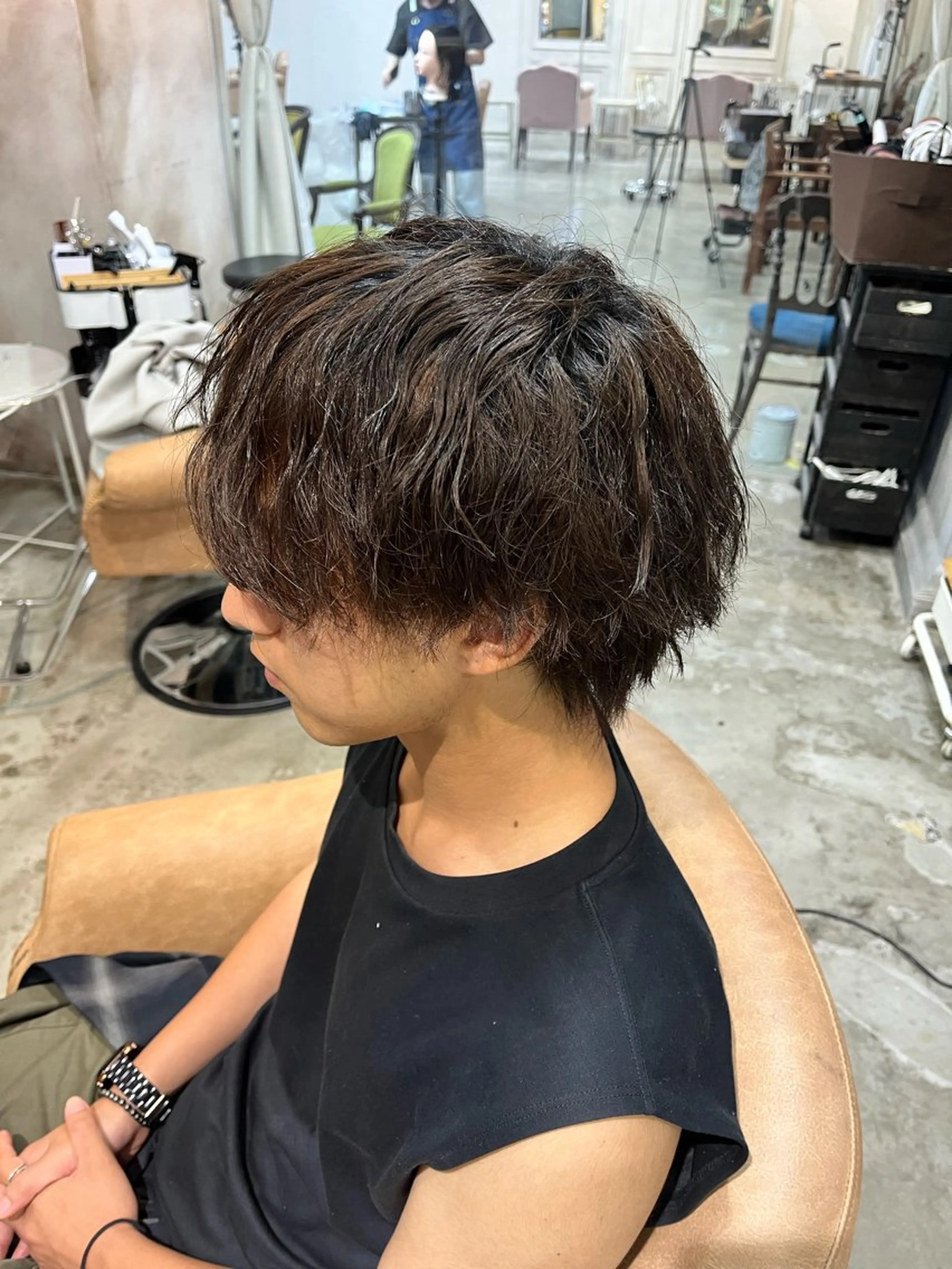 ミディアム パーマ 秋葉 玲唯のヘアスタイル
