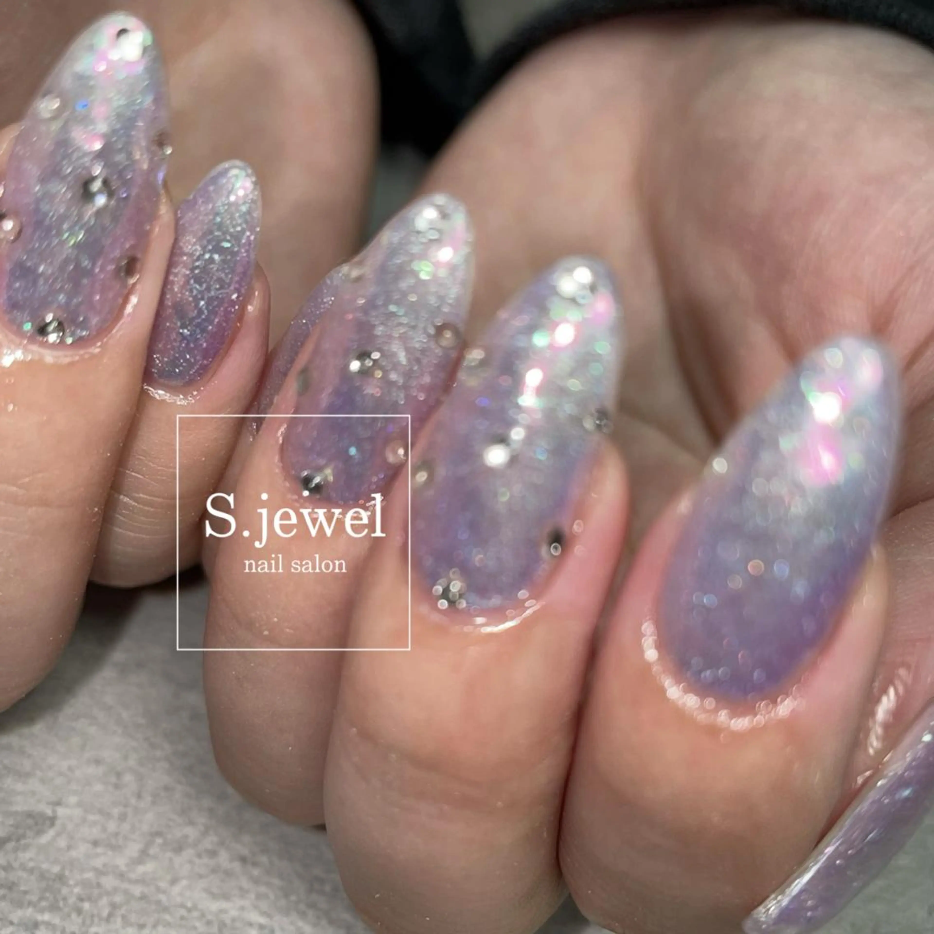 ネイル S. JEWELのネイルデザイン