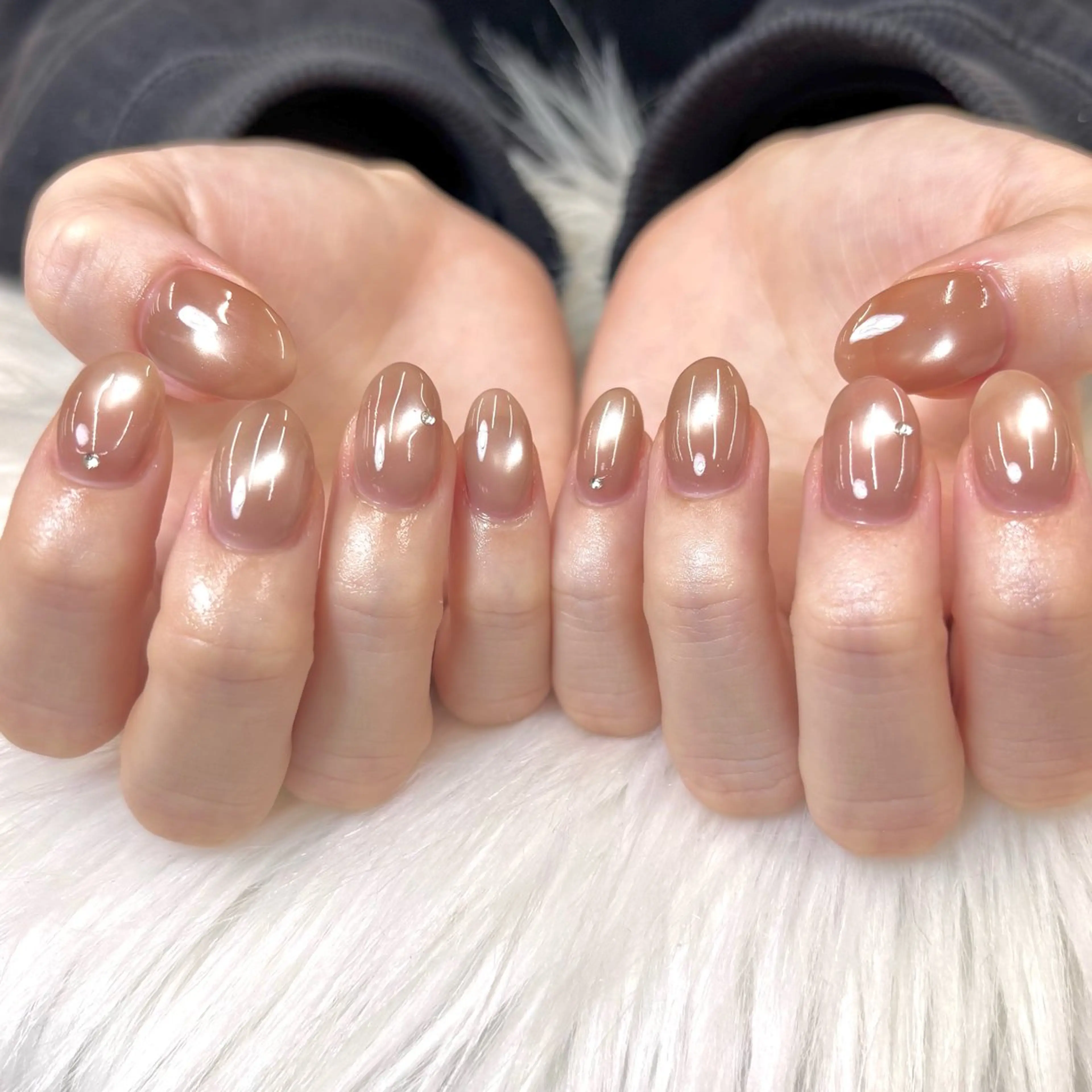 ネイル ストーンネイル ハンドネイル NAIL atre SAIKAのネイルデザイン