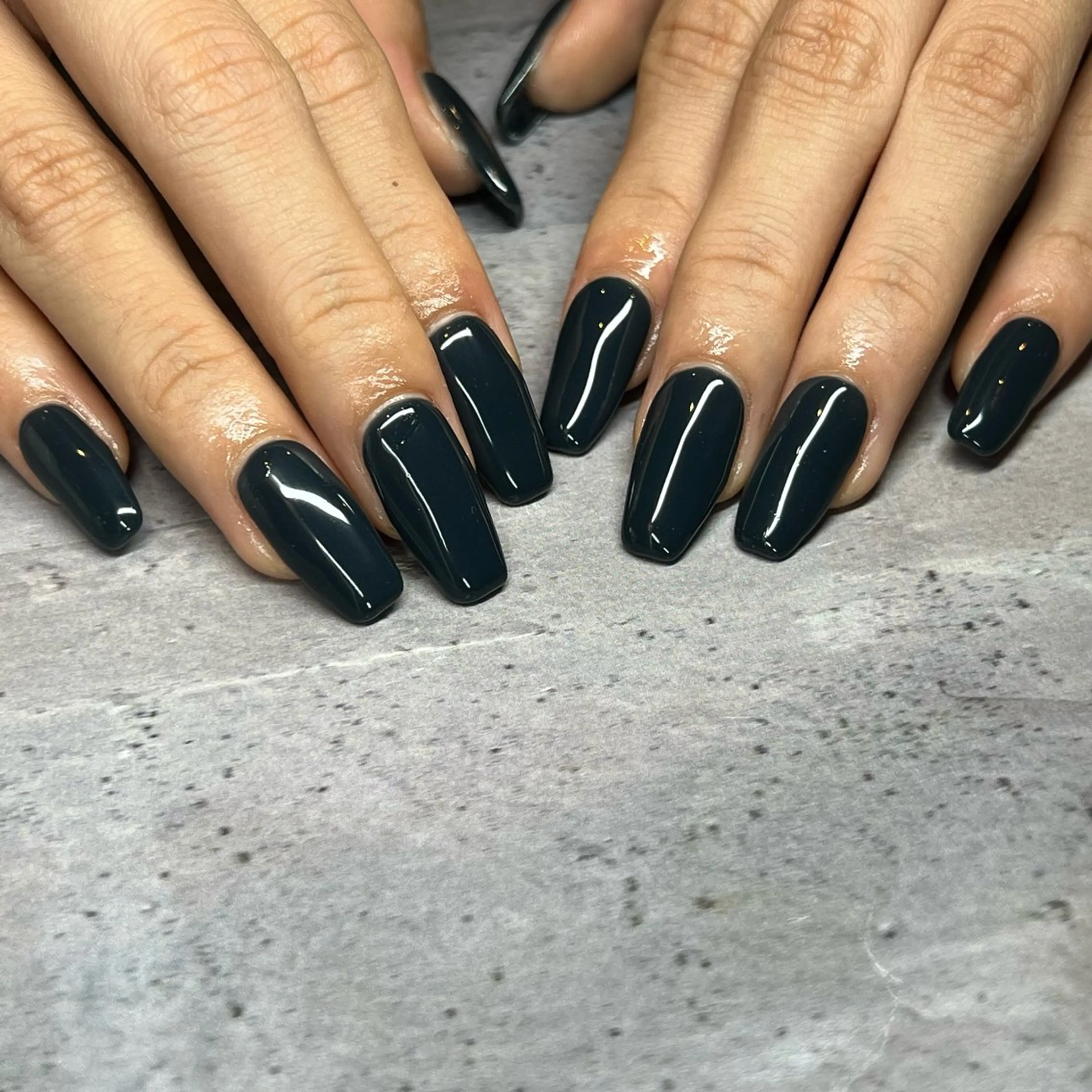 ネイル ネイビー 𝐫𝐚𝐢 𝐧𝐚𝐢𝐥のネイルデザイン