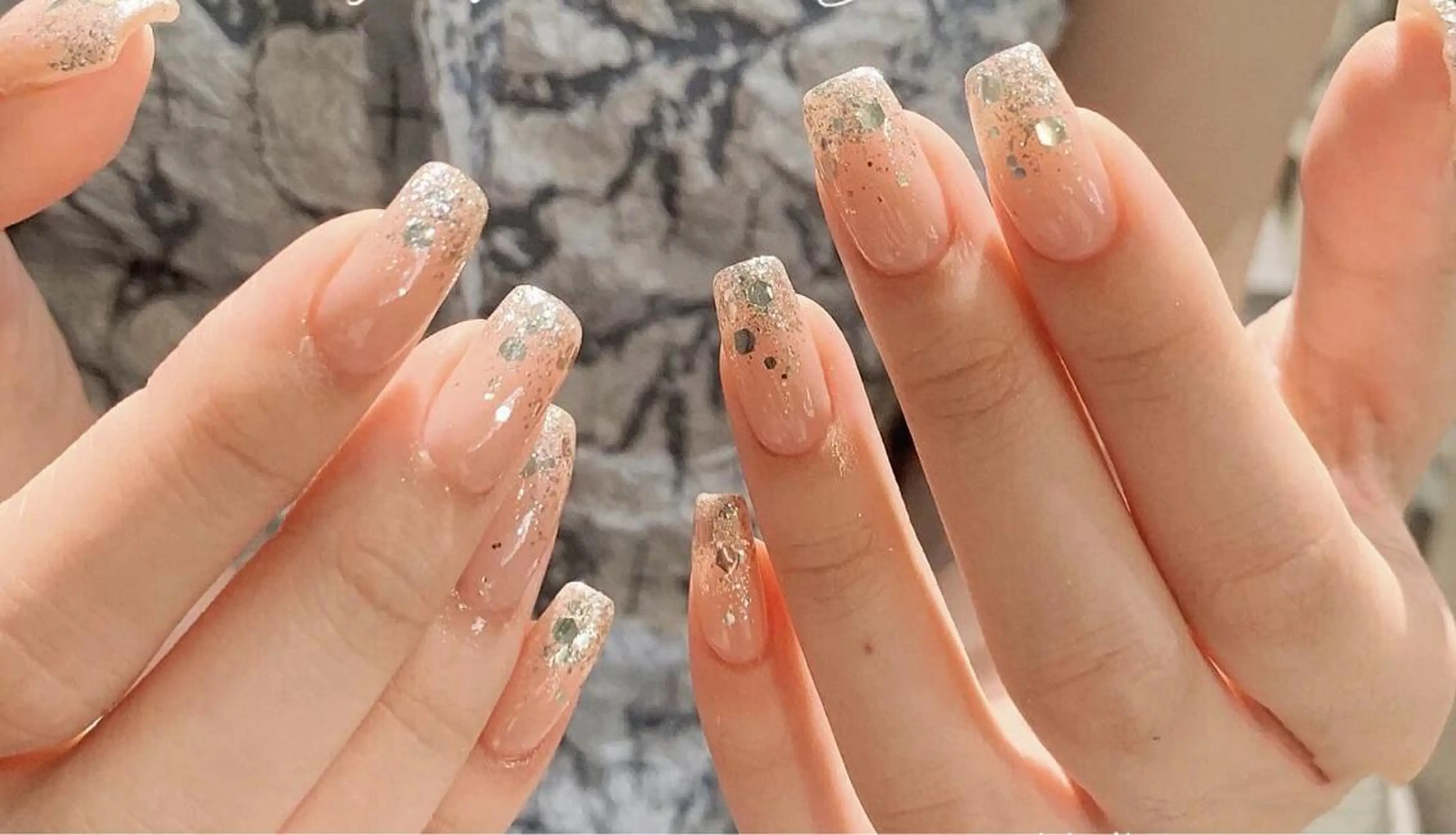 ネイル ハンドネイル MoonNail ユリ🌸のネイルデザイン