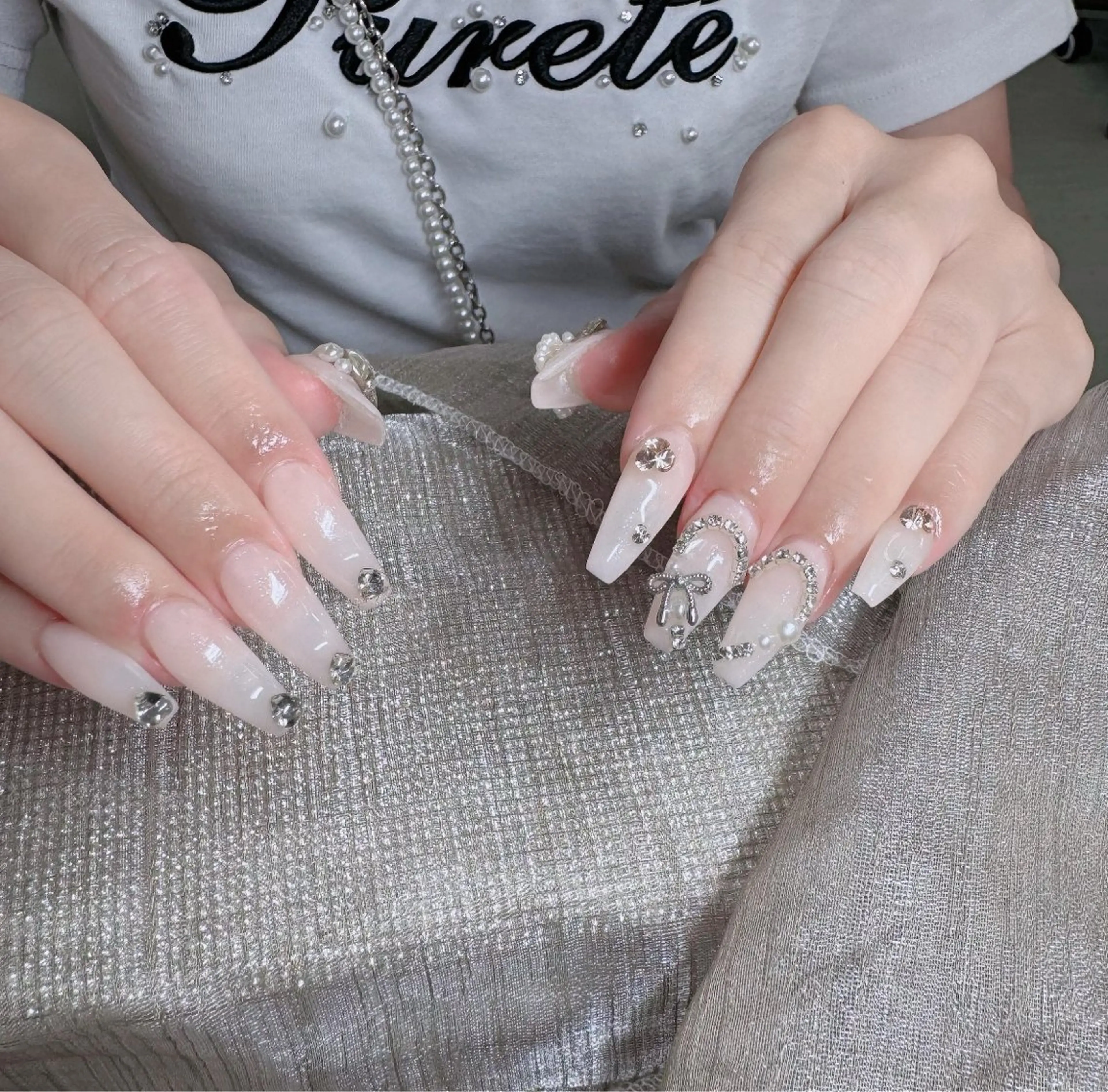 ネイル フレンチネイル ジェルネイル ガラスフレンチ ハロウィン ハート ハンドネイル H.baby Nail Salonのネイルデザイン