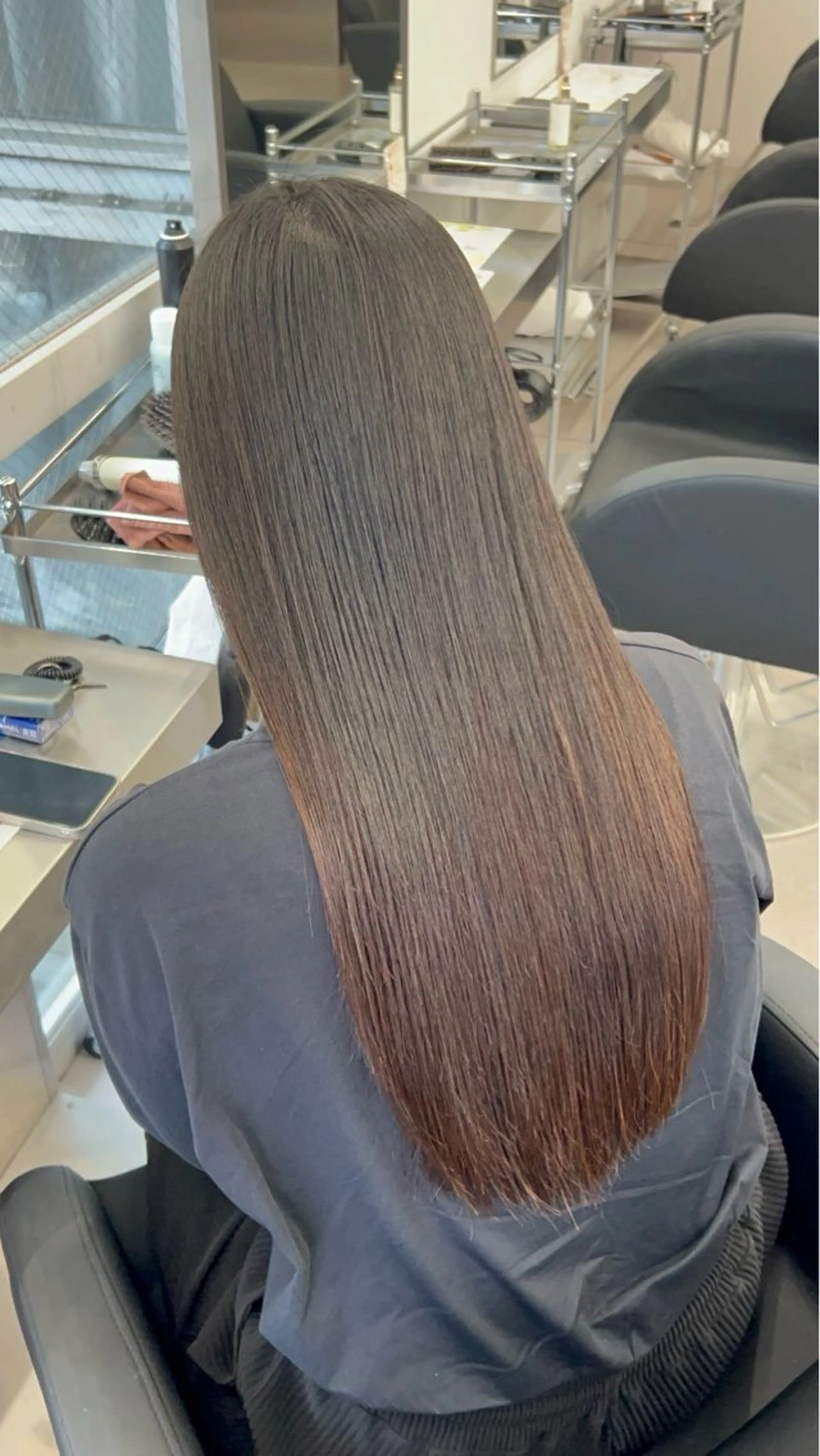 ロング ヘアカラー トリートメント 🫧赤み消し/トーン アップカラー/りゅうのヘアスタイル