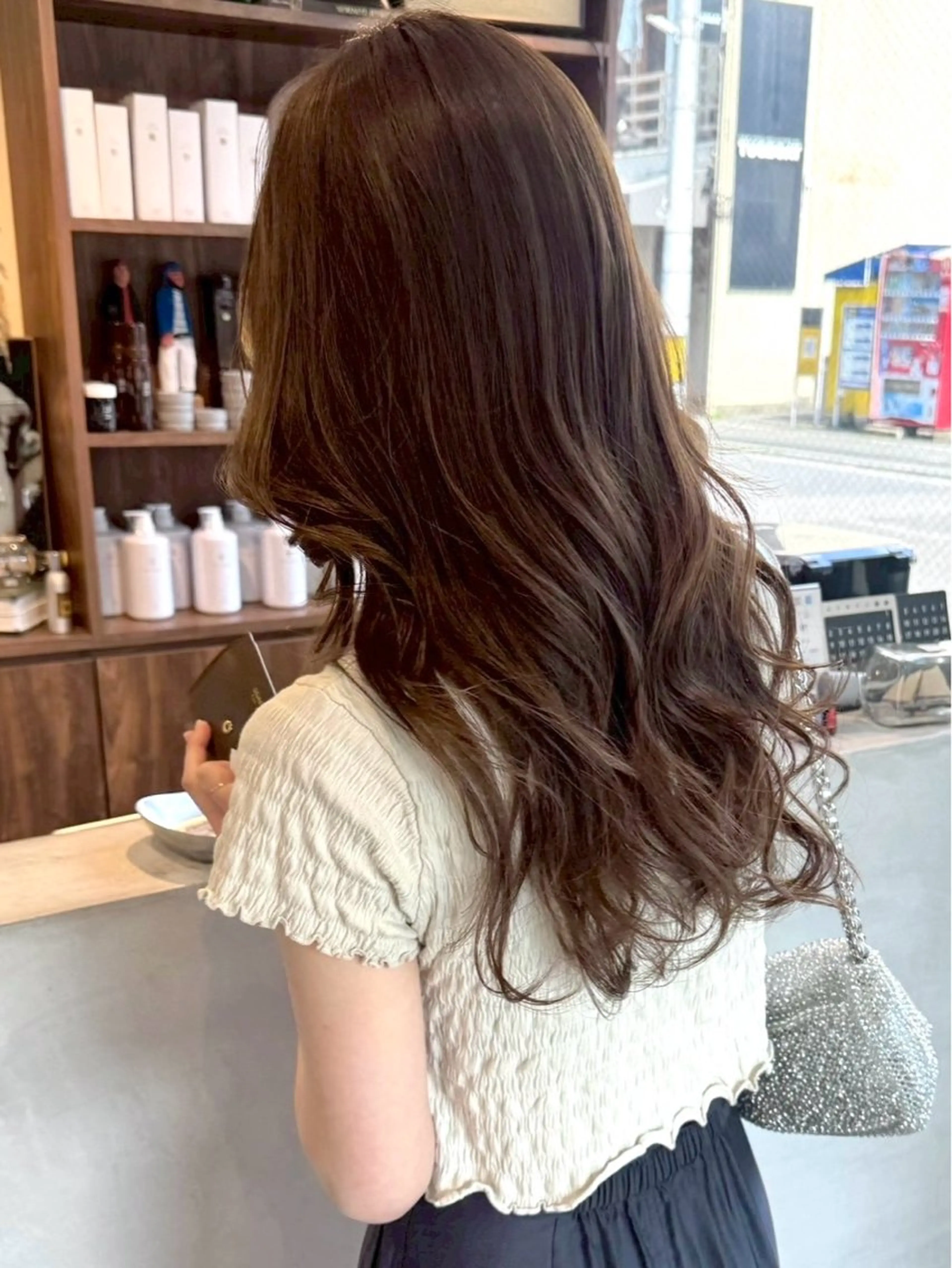 ロング カラー ブラウンカラー トリートメント ヘアカラー (h)wim rinのヘアスタイル