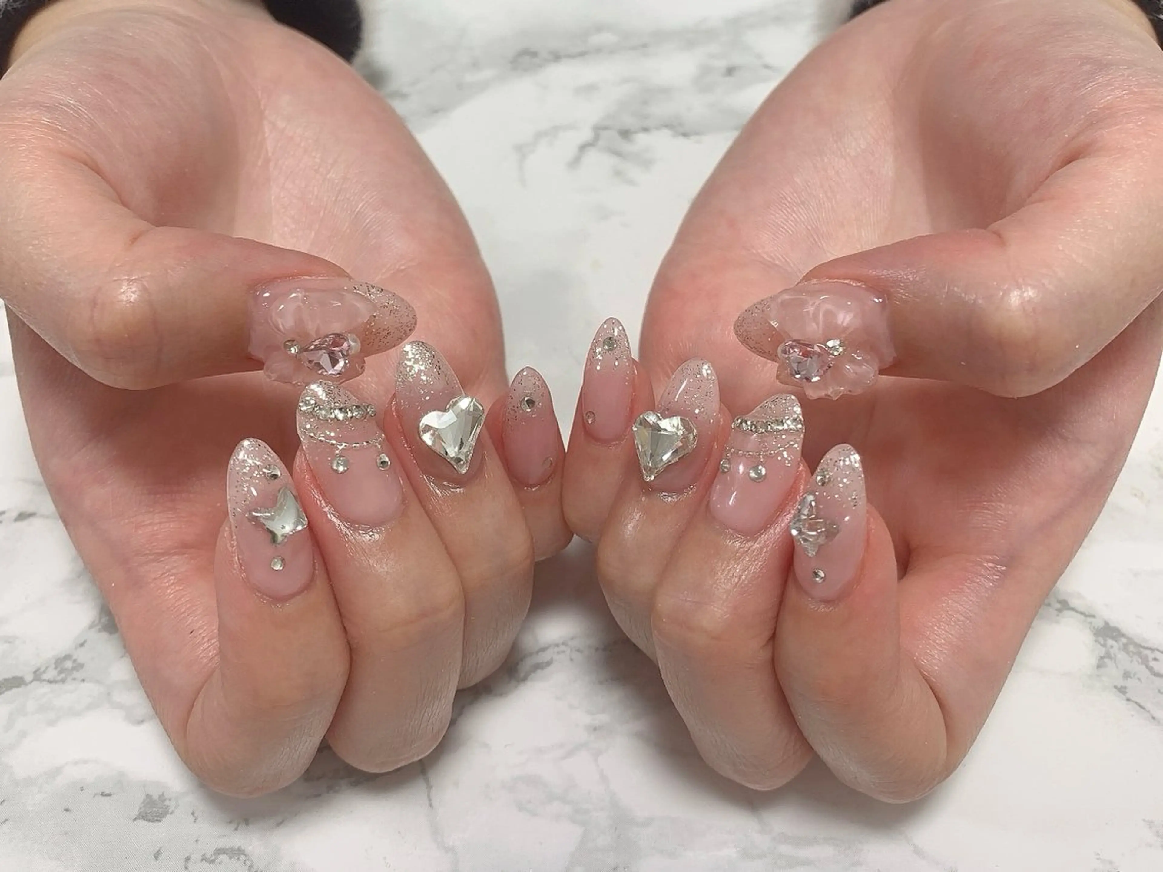 ネイル ハンドネイル はな💎ネイル ワンホン、長さ出しのネイルデザイン