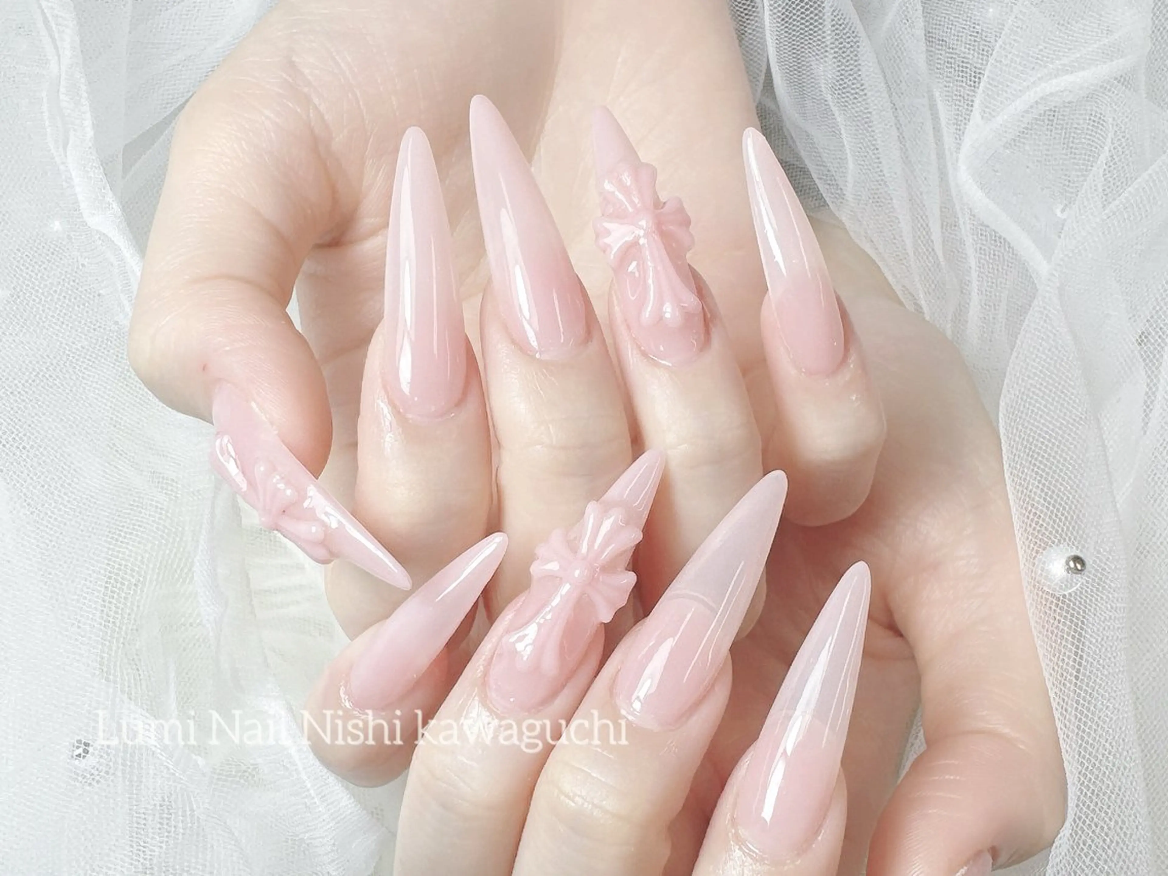 ネイル アートネイル フラワーネイル フットネイル ジェルネイル キラキラネイル Lumi Nail Salonのネイルデザイン