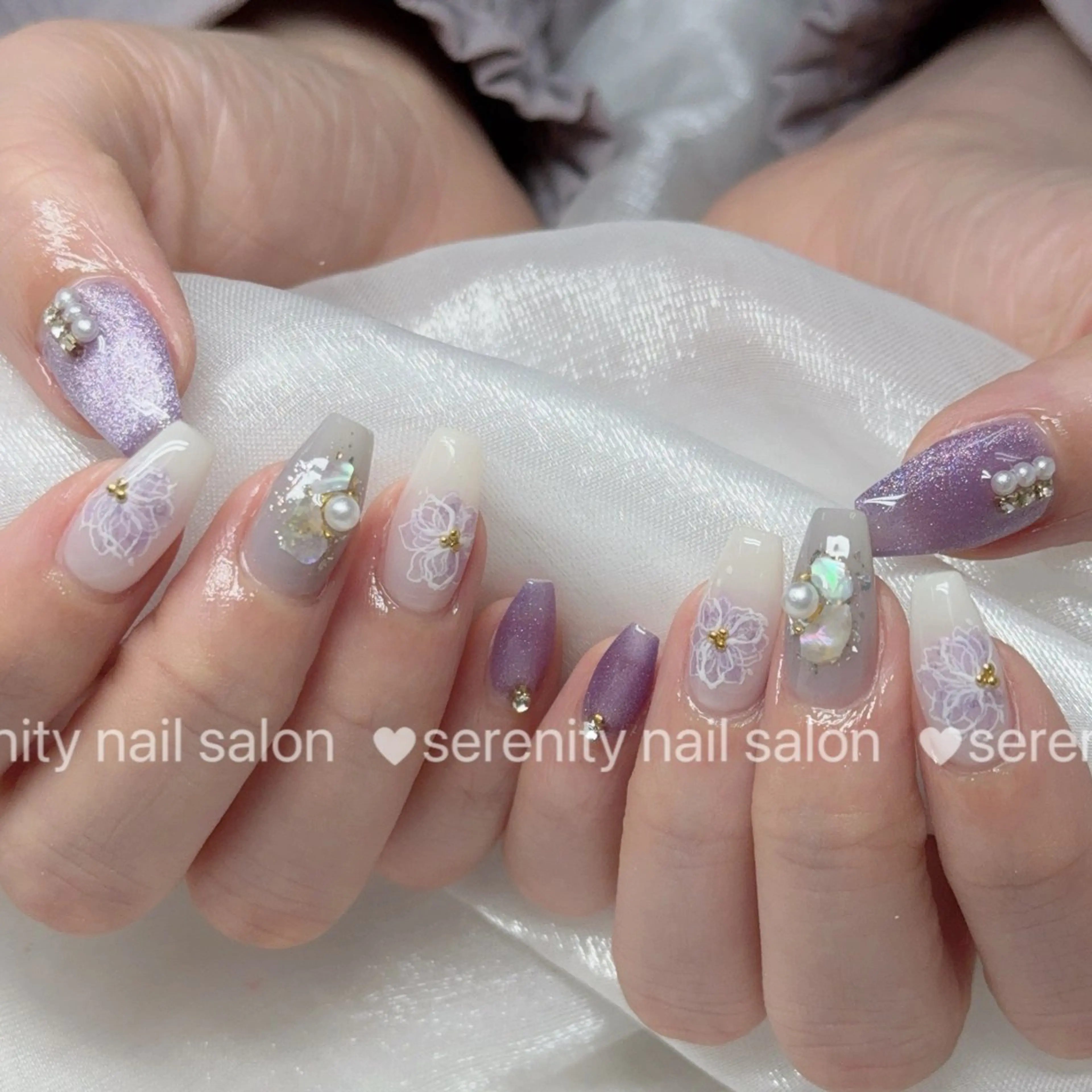 ネイル チークネイル 長さ出し フレンチネイル ジェルネイル キラキラネイル ハンドネイル ハンドケア ✨Serenity Nail salonのネイルデザイン