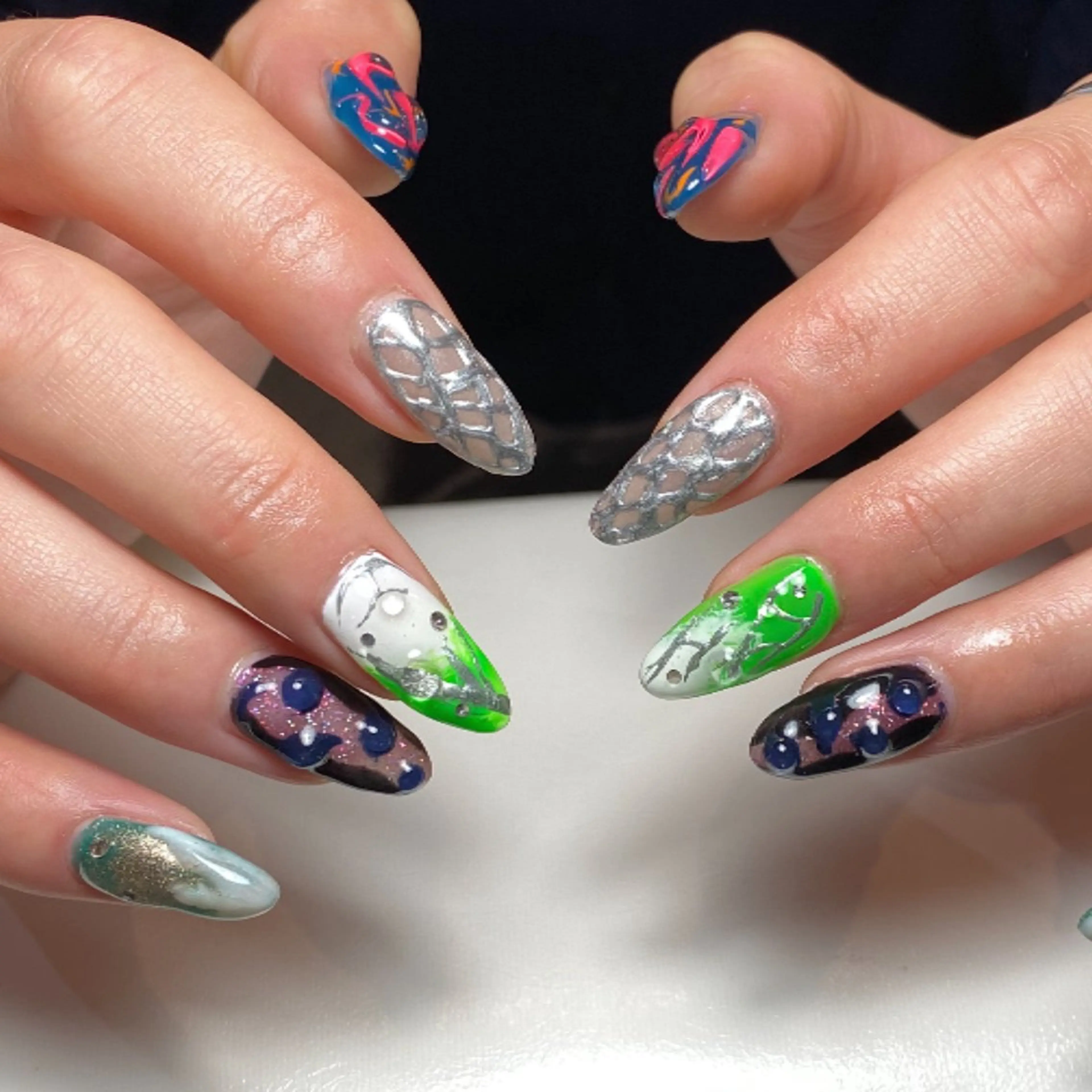 ネイル アートネイル popo-nail所属・個性派/ちゅるん/ モチ好評◎｜MIKIのネイルデザイン