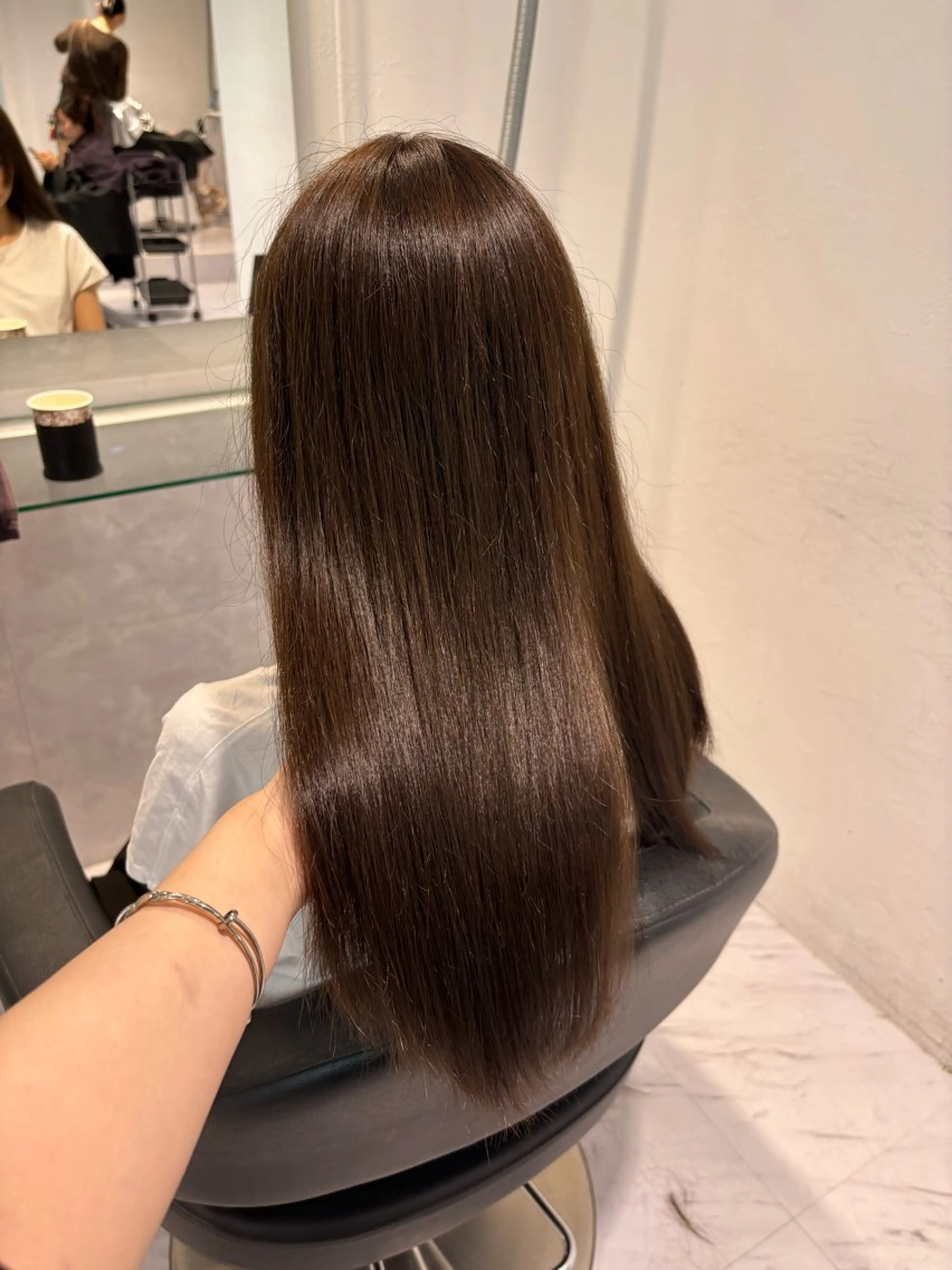 セミロング カラー 表参道♡暗髪♡ 艶カラー♡アユミのヘアスタイル