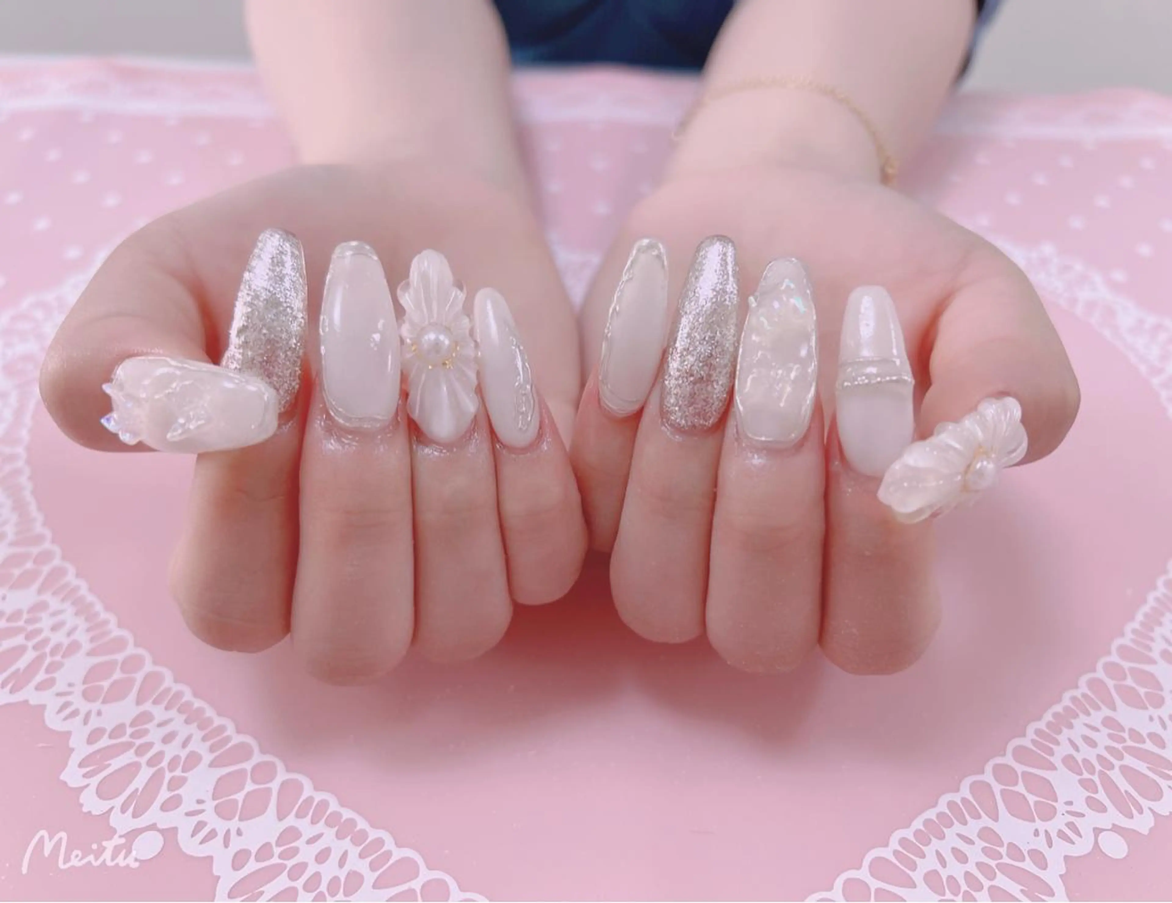 ネイル はぴねす所属・横浜 美夢のネイルデザイン