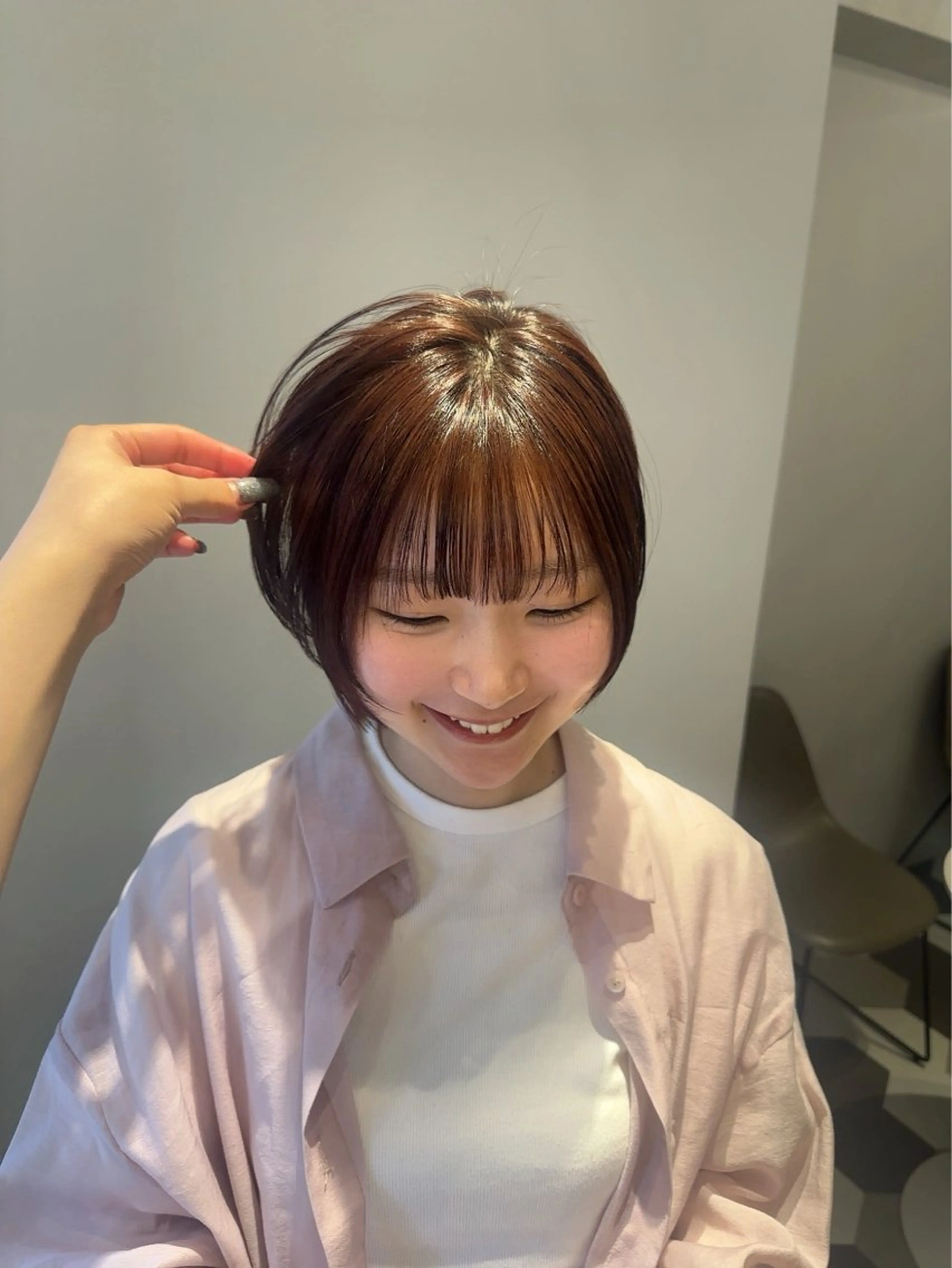 ショート 透け感オリーブ/レイ ヤーカット/KaHoのヘアスタイル