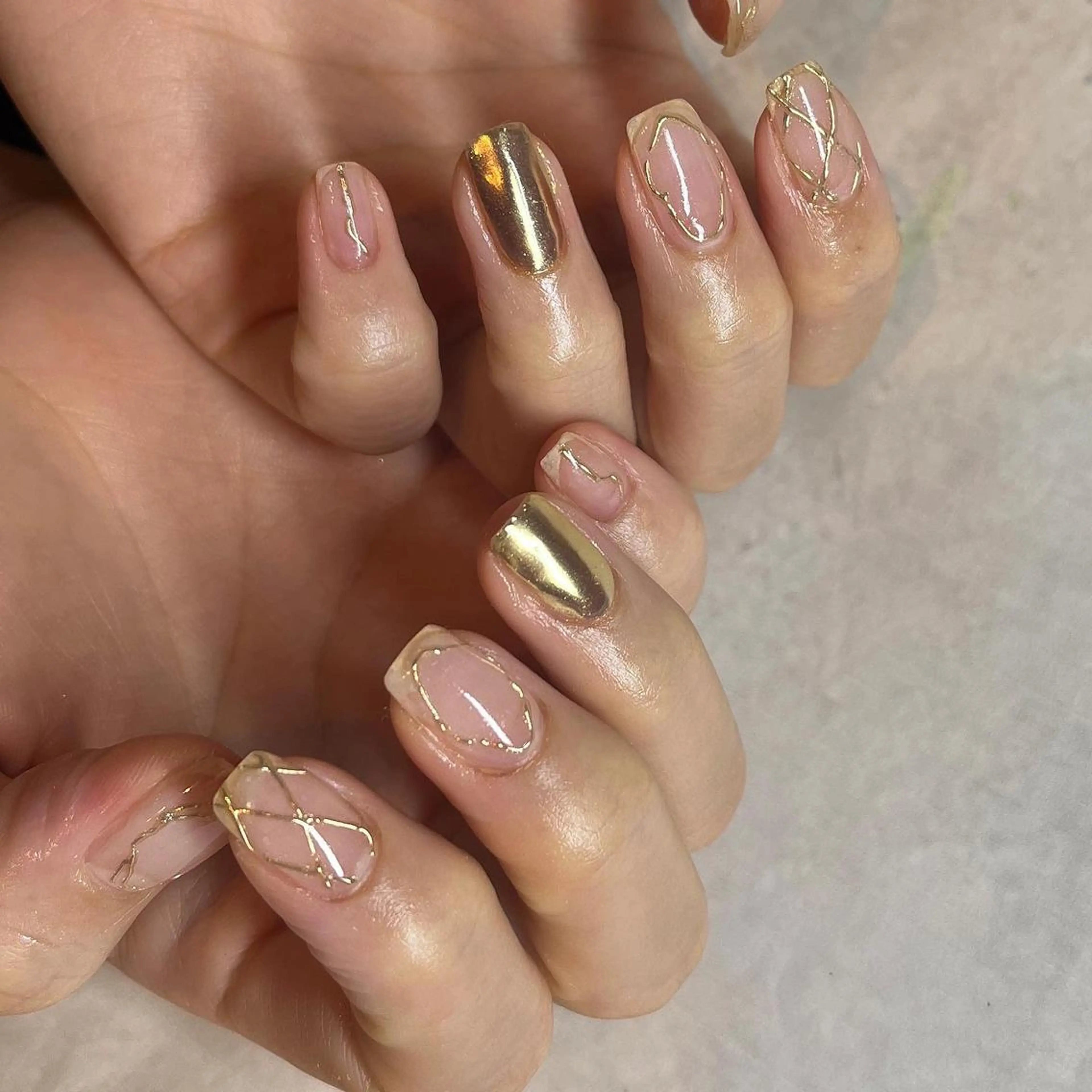 ネイル クリアネイル ゴールド ミラーネイル フリーランス¨̮⃝ ネイリストOKADAのネイルデザイン