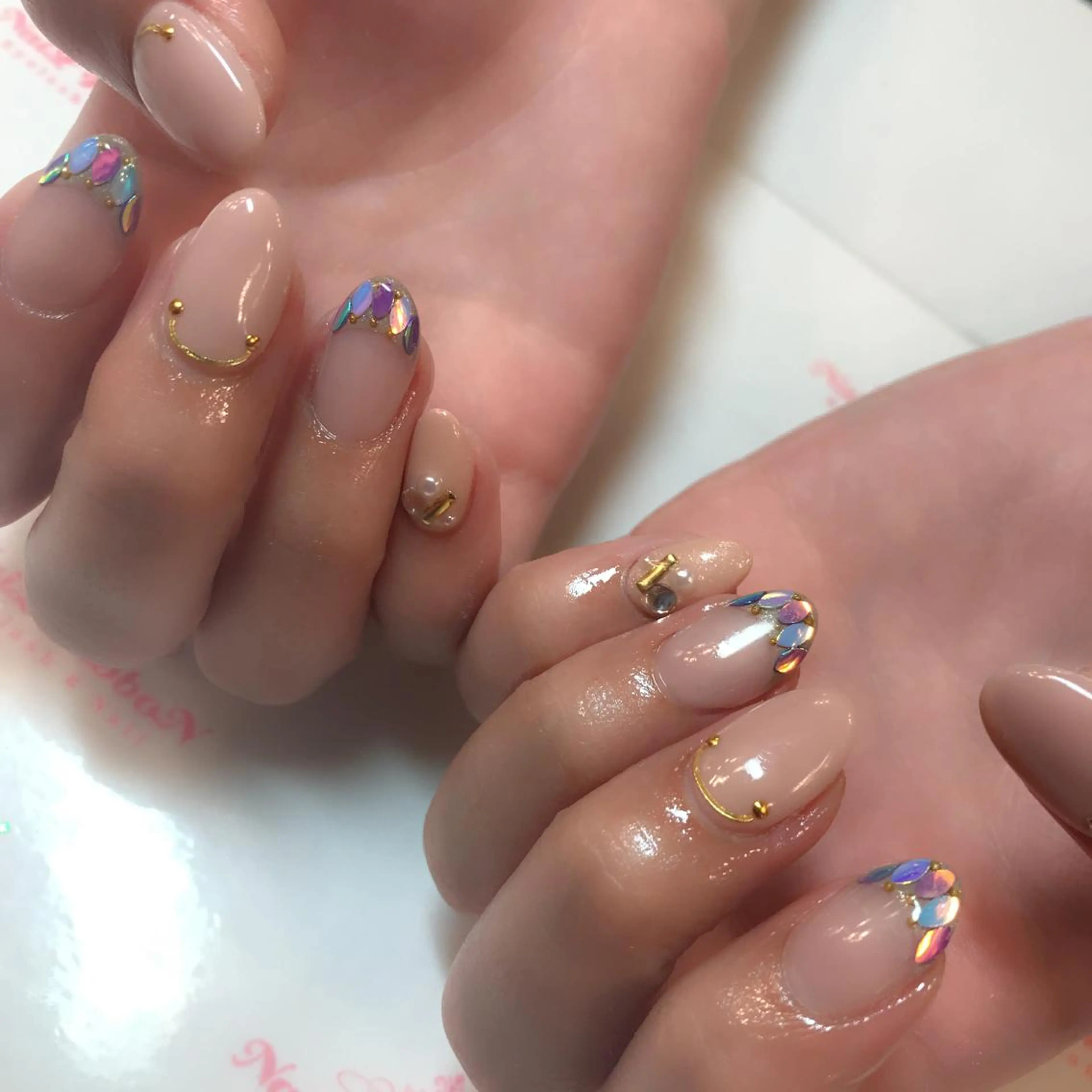 ネイル ネイルリボン 受付スタッフのネイルデザイン