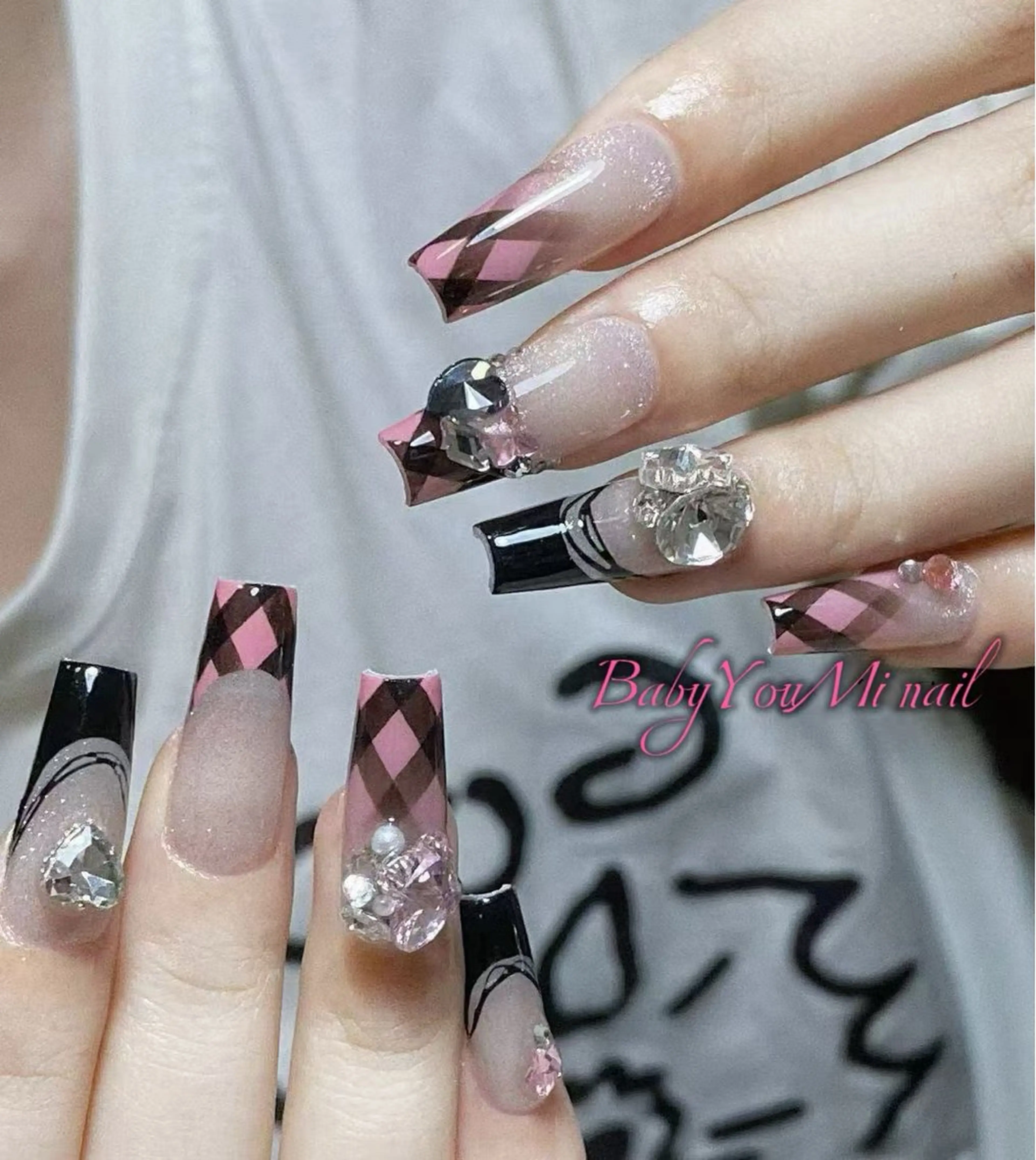 ネイル オーロラネイル フラワーネイル フットネイル フレンチネイル ジェルネイル ハンドネイル 相沢 さやかのネイルデザイン